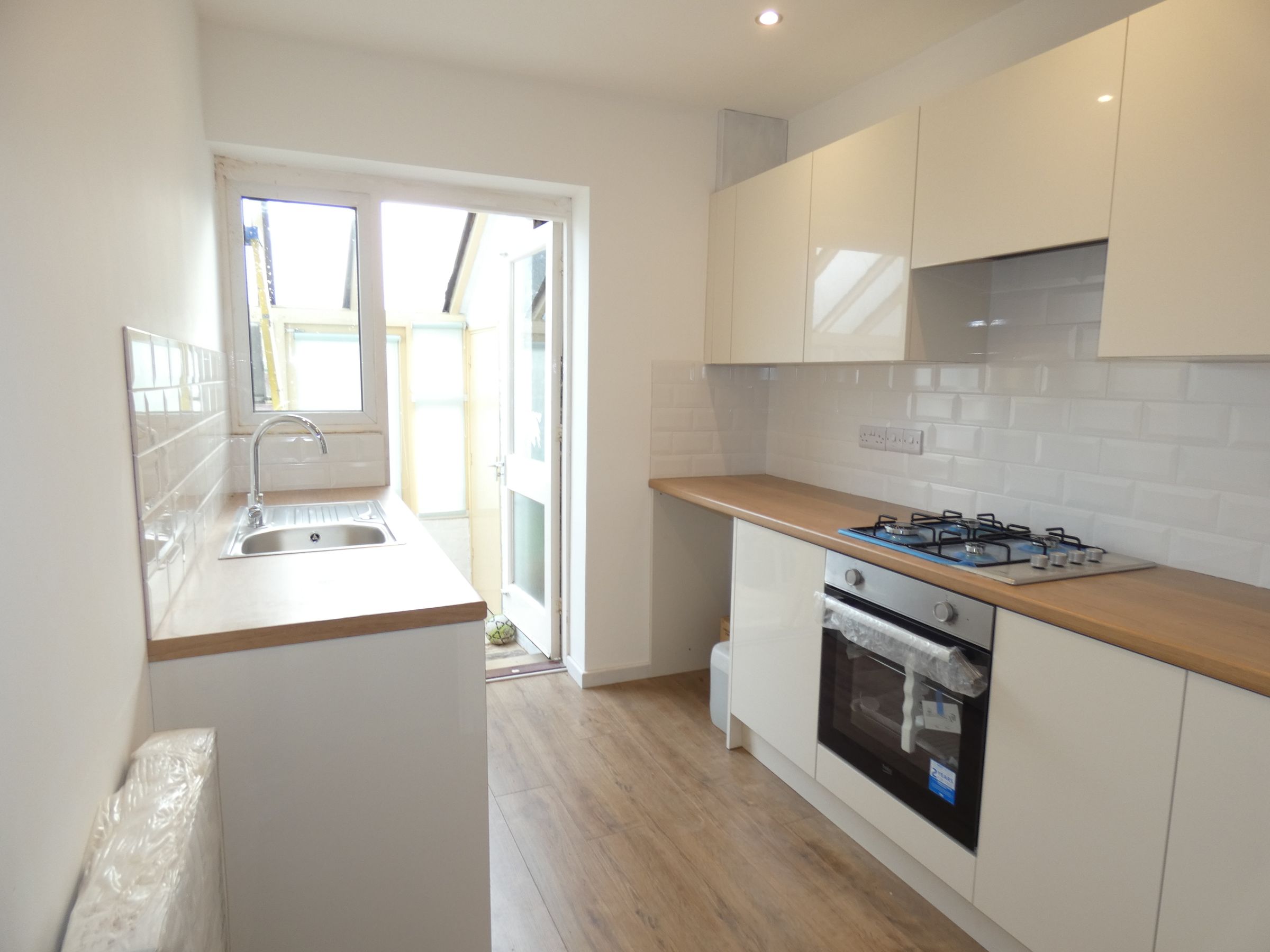 3 bed terraced house to rent in Kinross Crescent, Drayton, Portsmouth PO6 Zoopla