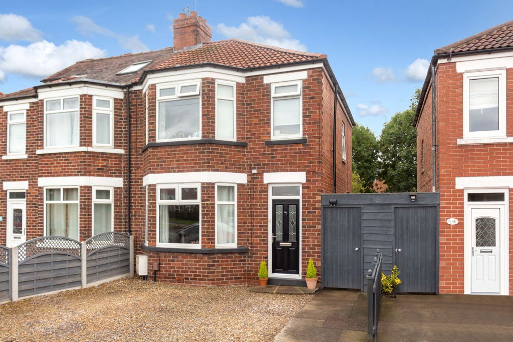 3 bed semidetached house for sale in Plantation Drive, York YO26 Zoopla