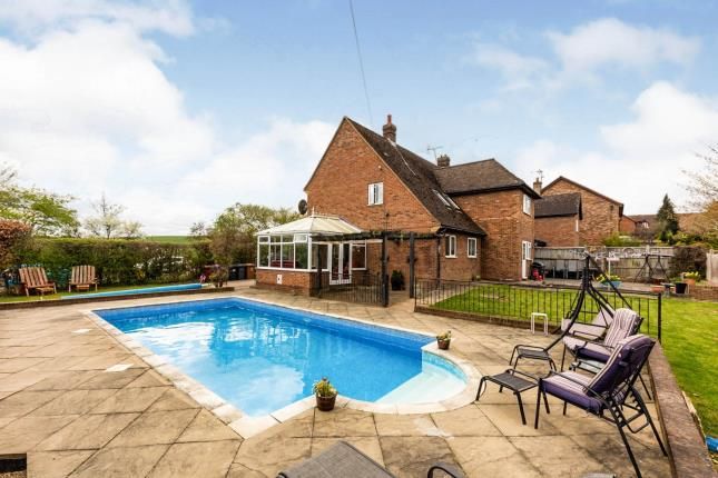 Wadnall Way, Knebworth, Hertfordshire, England SG3  