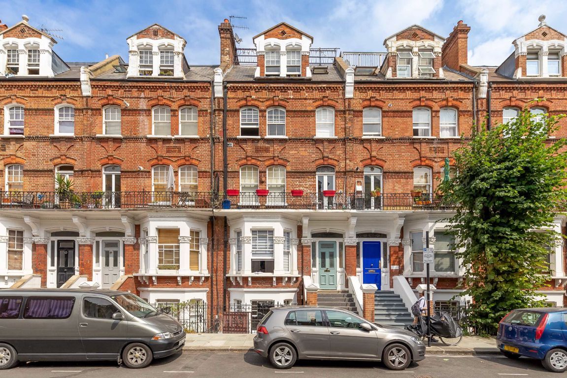 2 bed flat for sale in Avonmore Road, London W14 Zoopla
