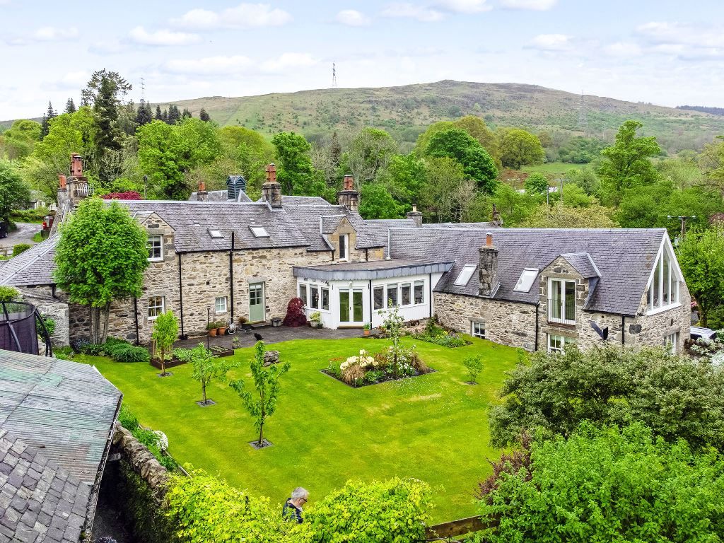 5 bed detached house for sale in Keltneyburn, Perthshire PH15 Zoopla