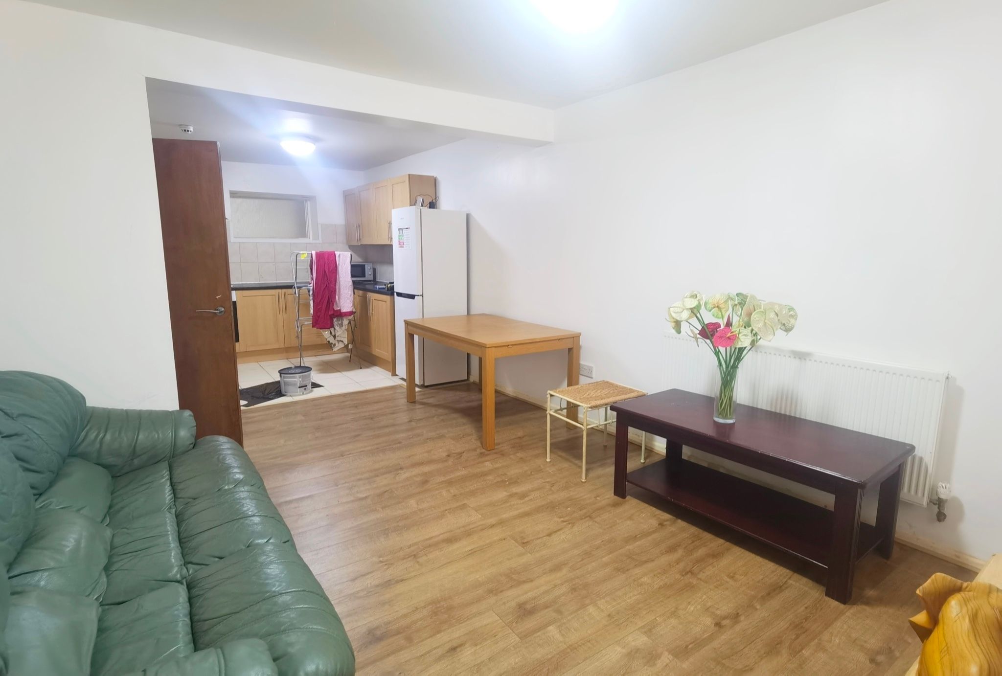 3 bed flat to rent in St. Helens Road, Swansea SA1 Zoopla