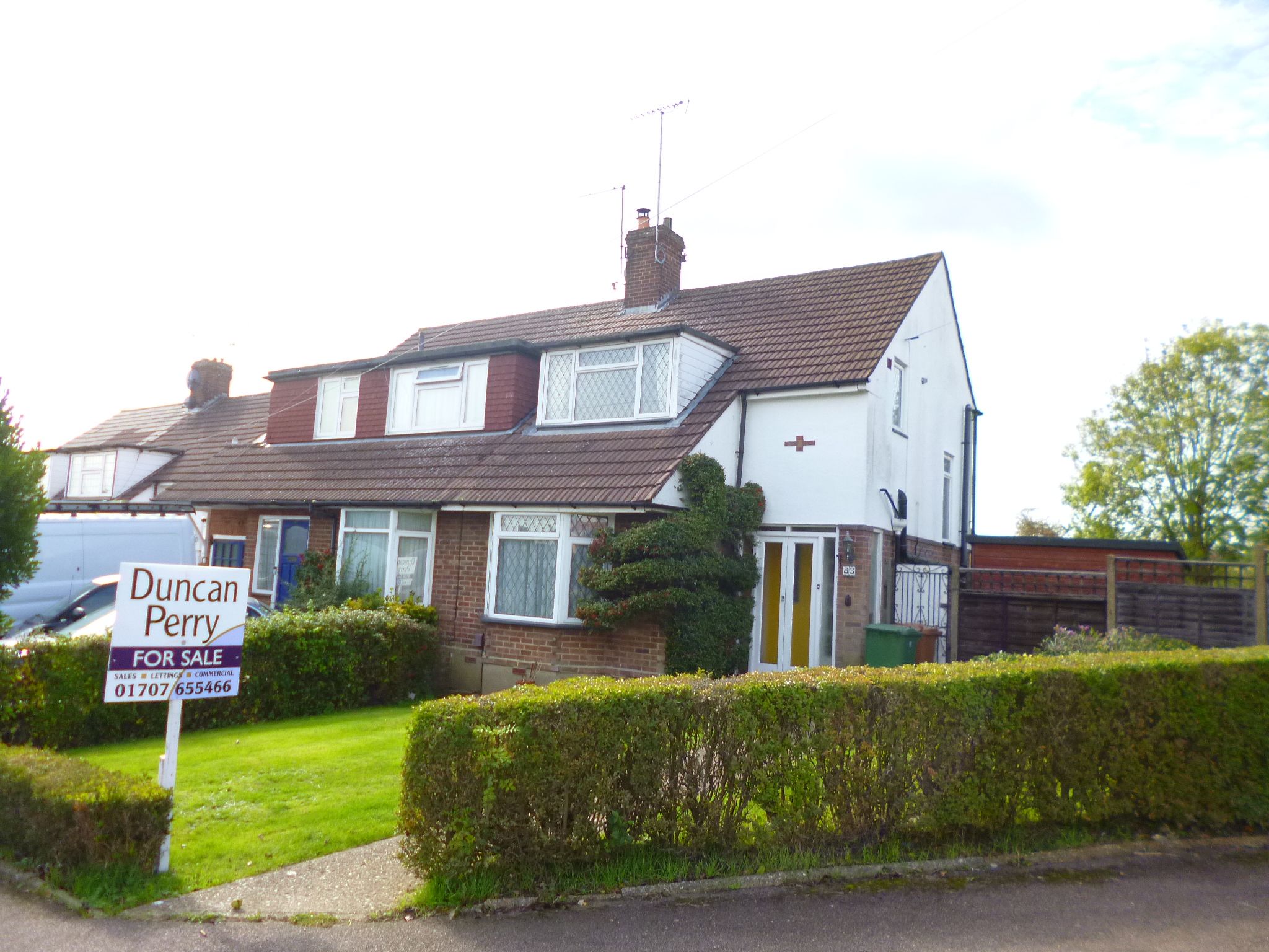 2 bed semidetached house for sale in Tempest Avenue, Potters Bar EN6