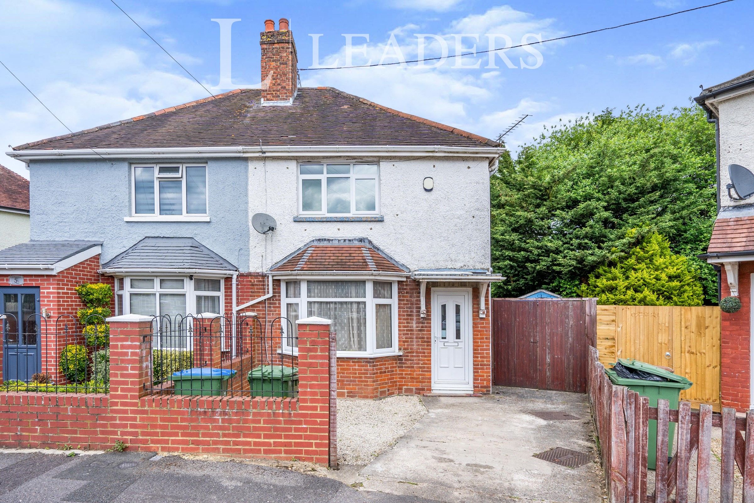 3 bed semidetached house to rent in Birch Road, Southampton SO16 Zoopla