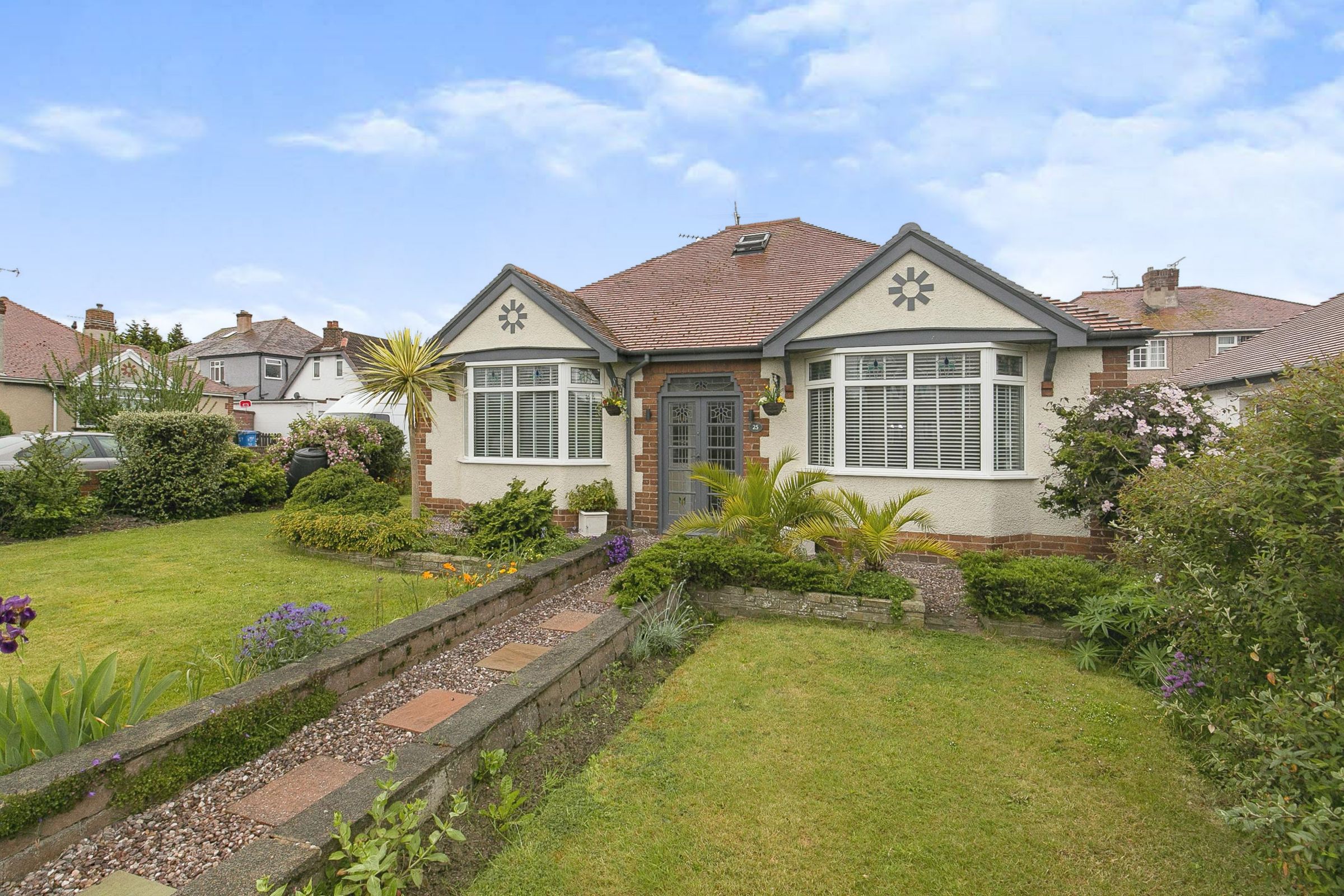 4 bed bungalow for sale in Rhuddlan Road, Rhyl, Denbighshire LL18 Zoopla