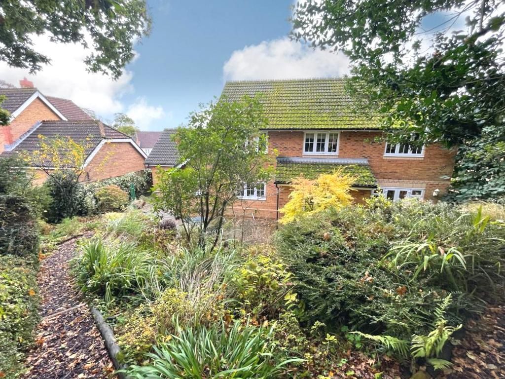 5 bed detached house for sale in Heneage Drive, West Cross, Swansea SA3