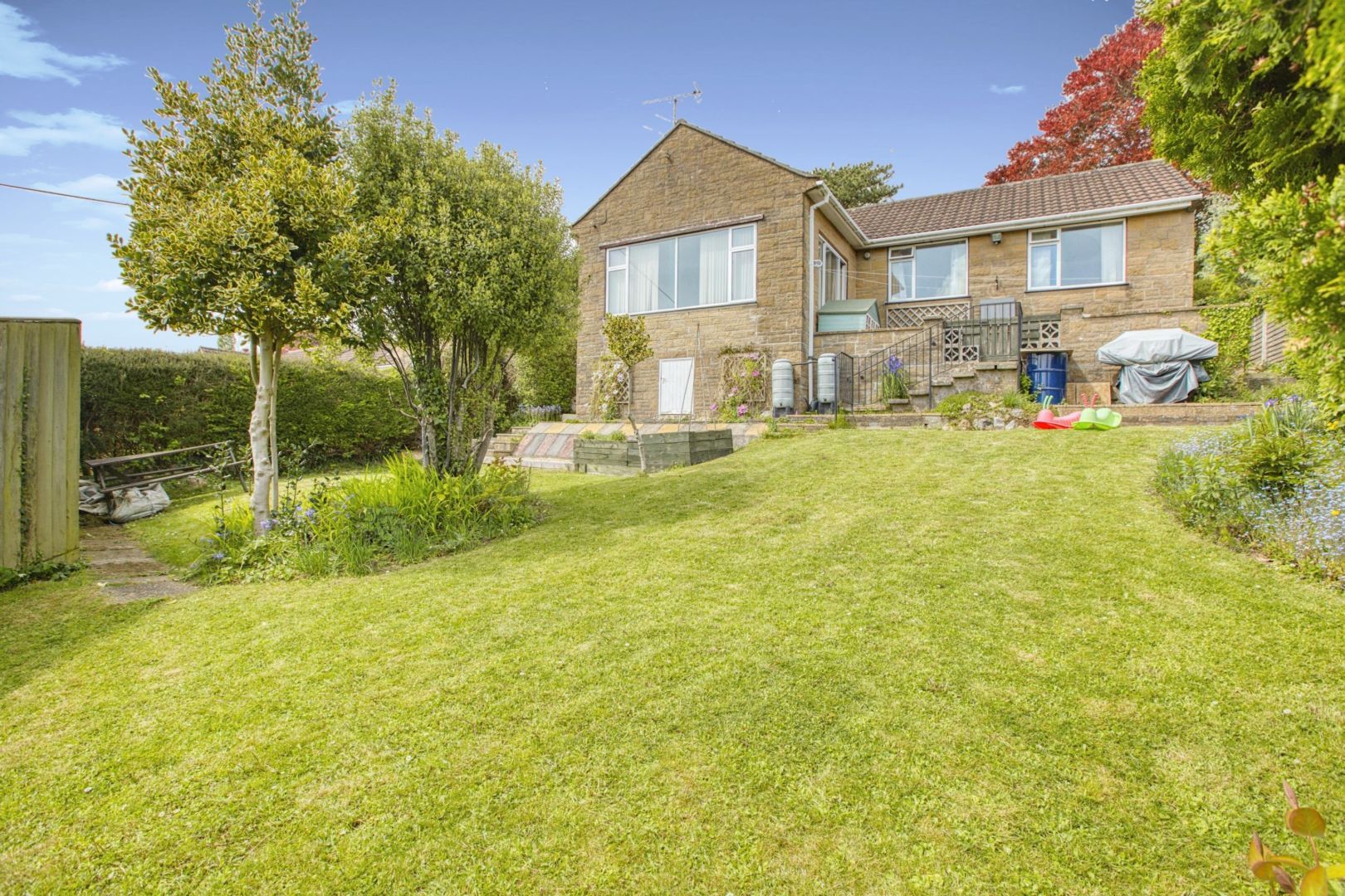 3 bed detached bungalow for sale in Mount Pleasant, Crewkerne TA18 Zoopla