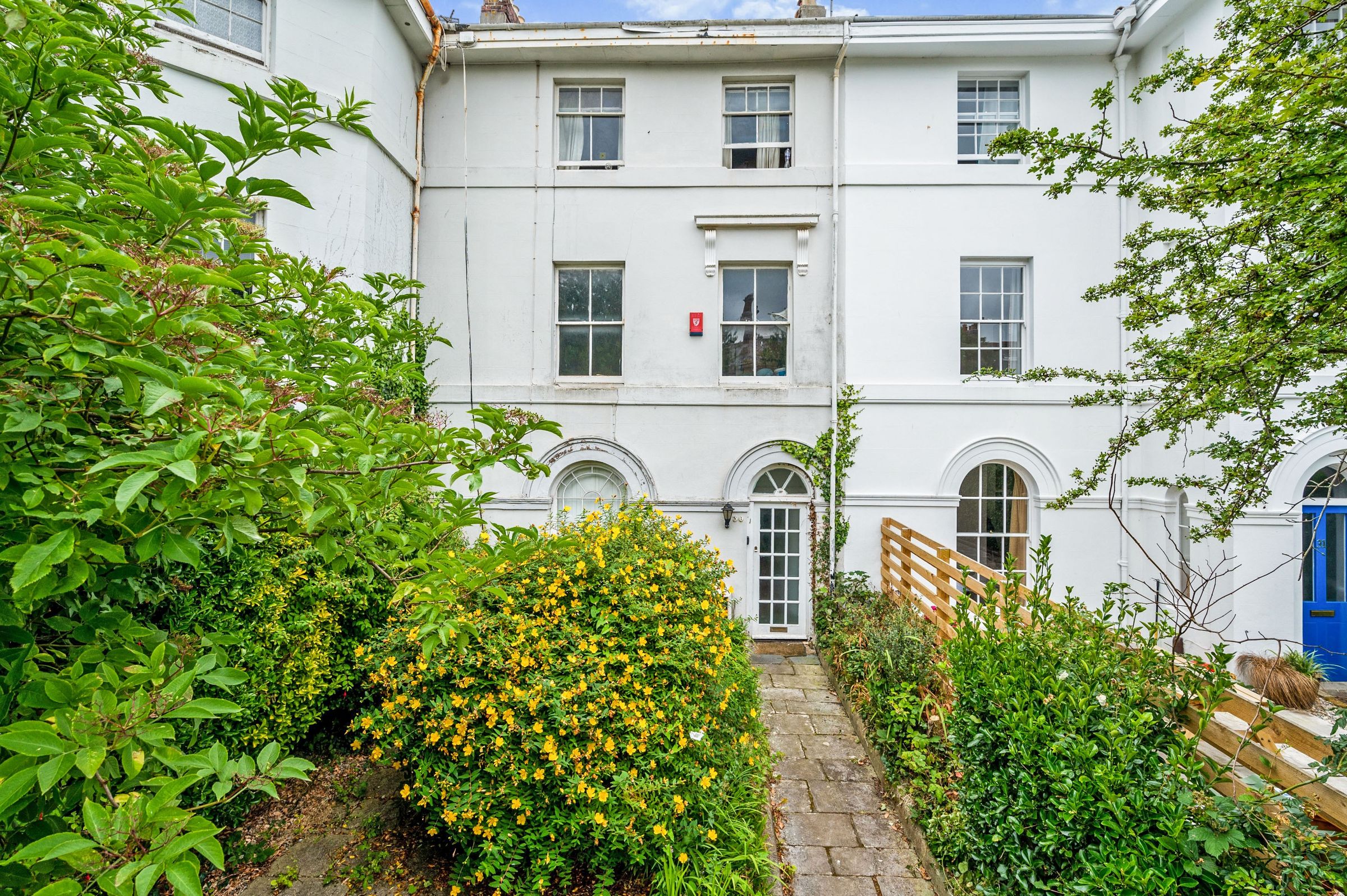 6 bed terraced house for sale in Wyndham Square, Stonehouse, Plymouth