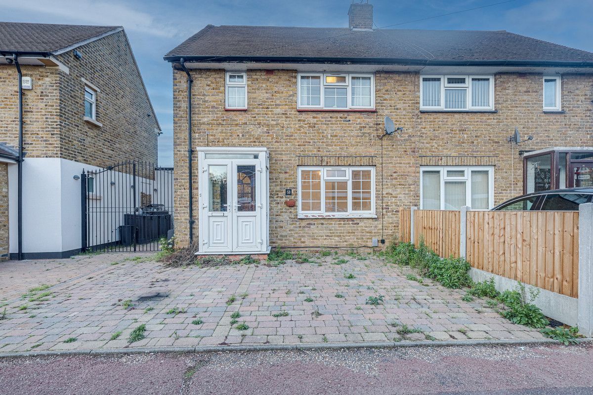 2 bed semidetached house for sale in Hornby Avenue, WestcliffOnSea SS0 Zoopla