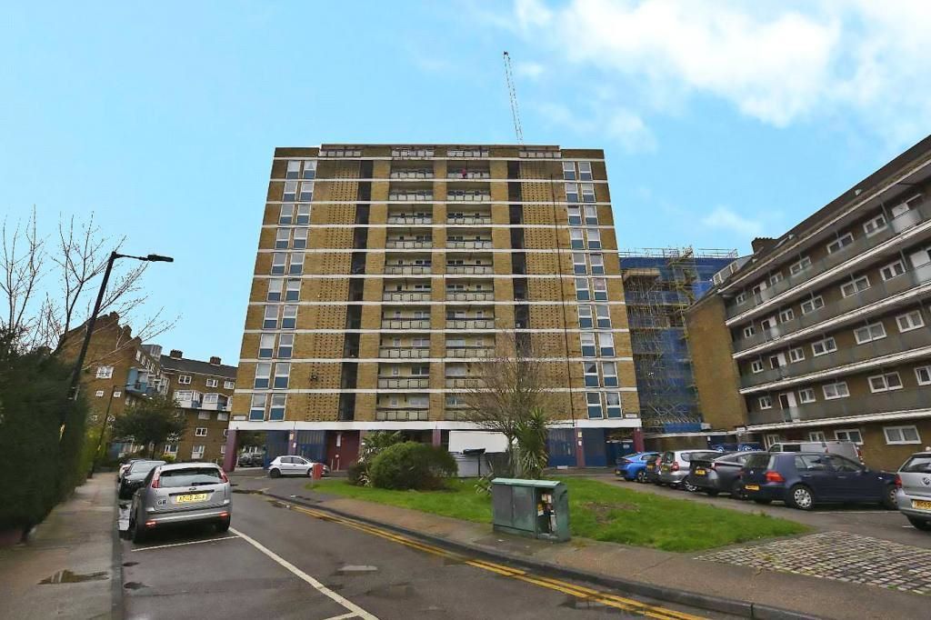 Flat 30 Nashe House, Burbage Close, Borough, London SE1