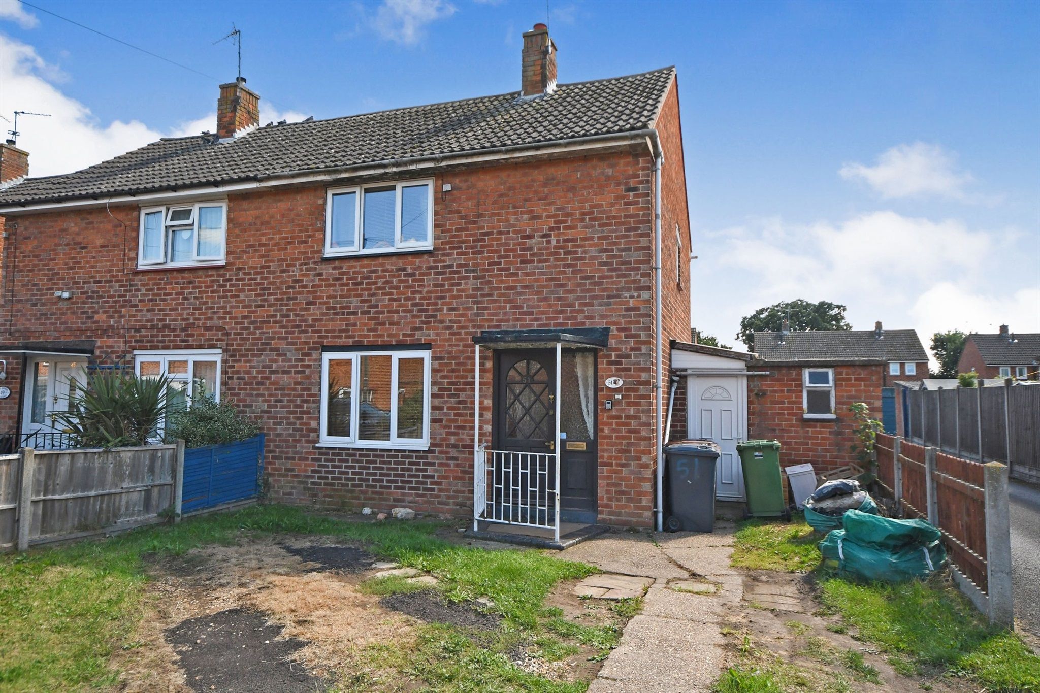 2 bed semidetached house for sale in Larchwood Crescent, Lincoln LN6