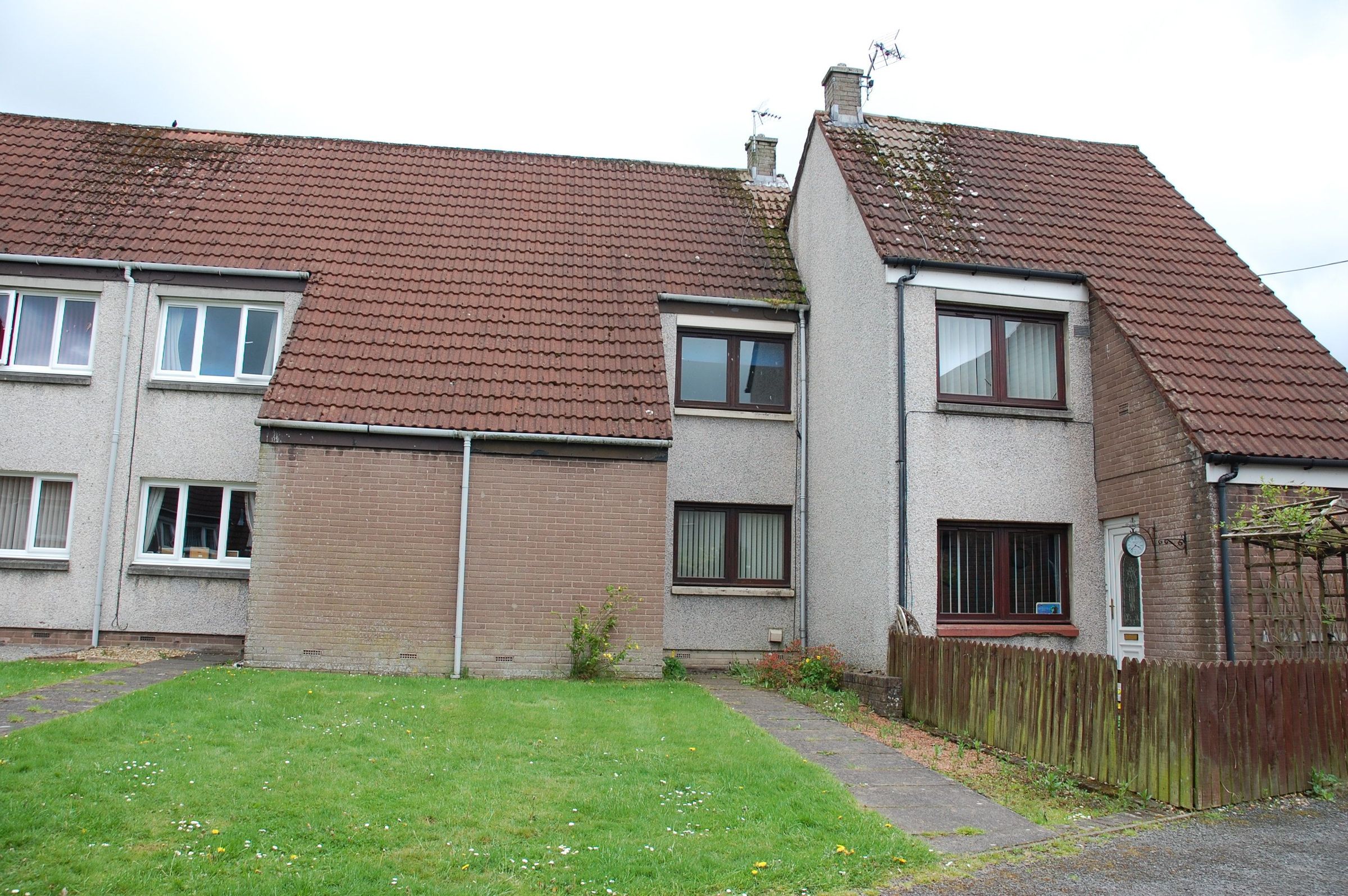 2 bed terraced house for sale in 19 Hill Court, Lockerbie DG11 Zoopla