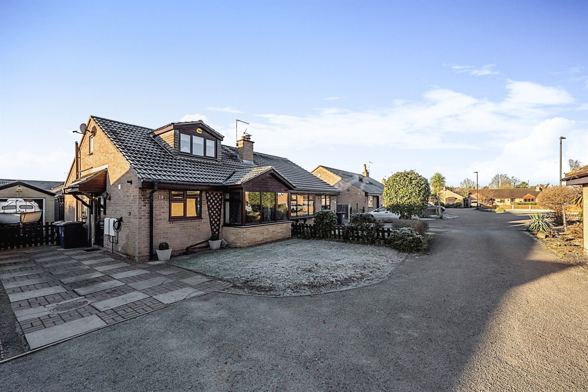 4 bed semidetached house for sale in Stonegate Close, Blaxton