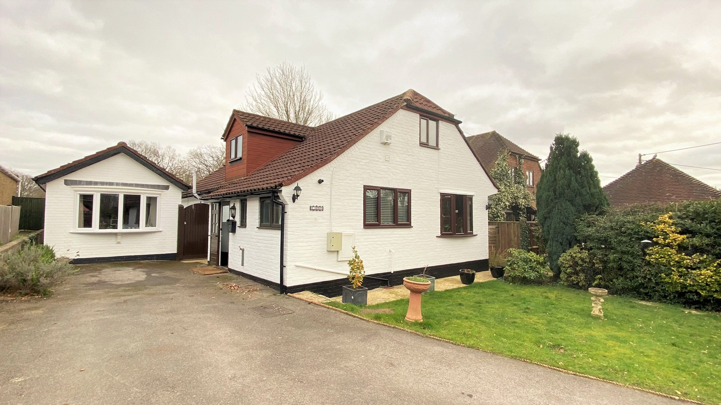 5 bed property for sale in Love Lane, Petersfield GU31 Zoopla