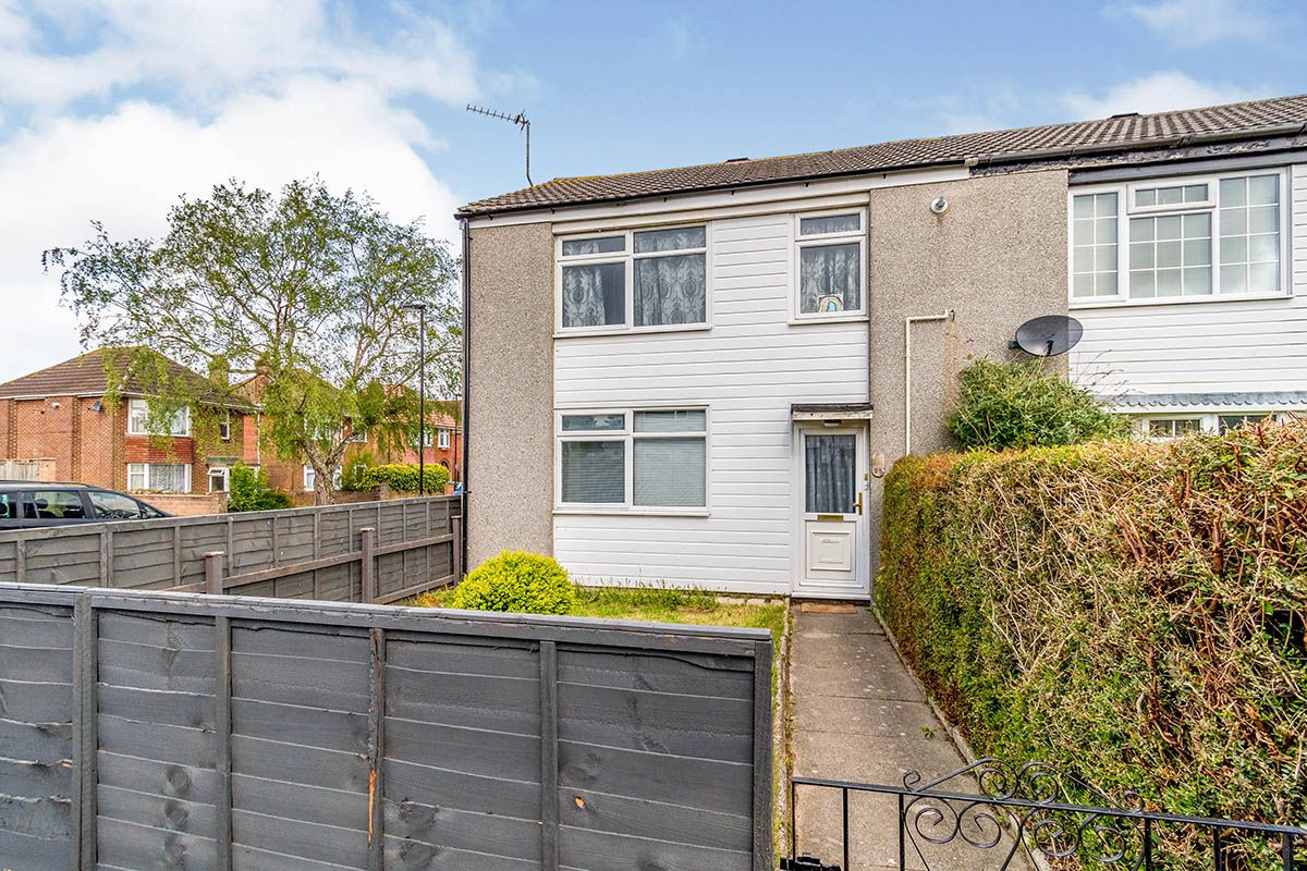 2 bed end terrace house for sale in Canterbury Avenue, Southampton