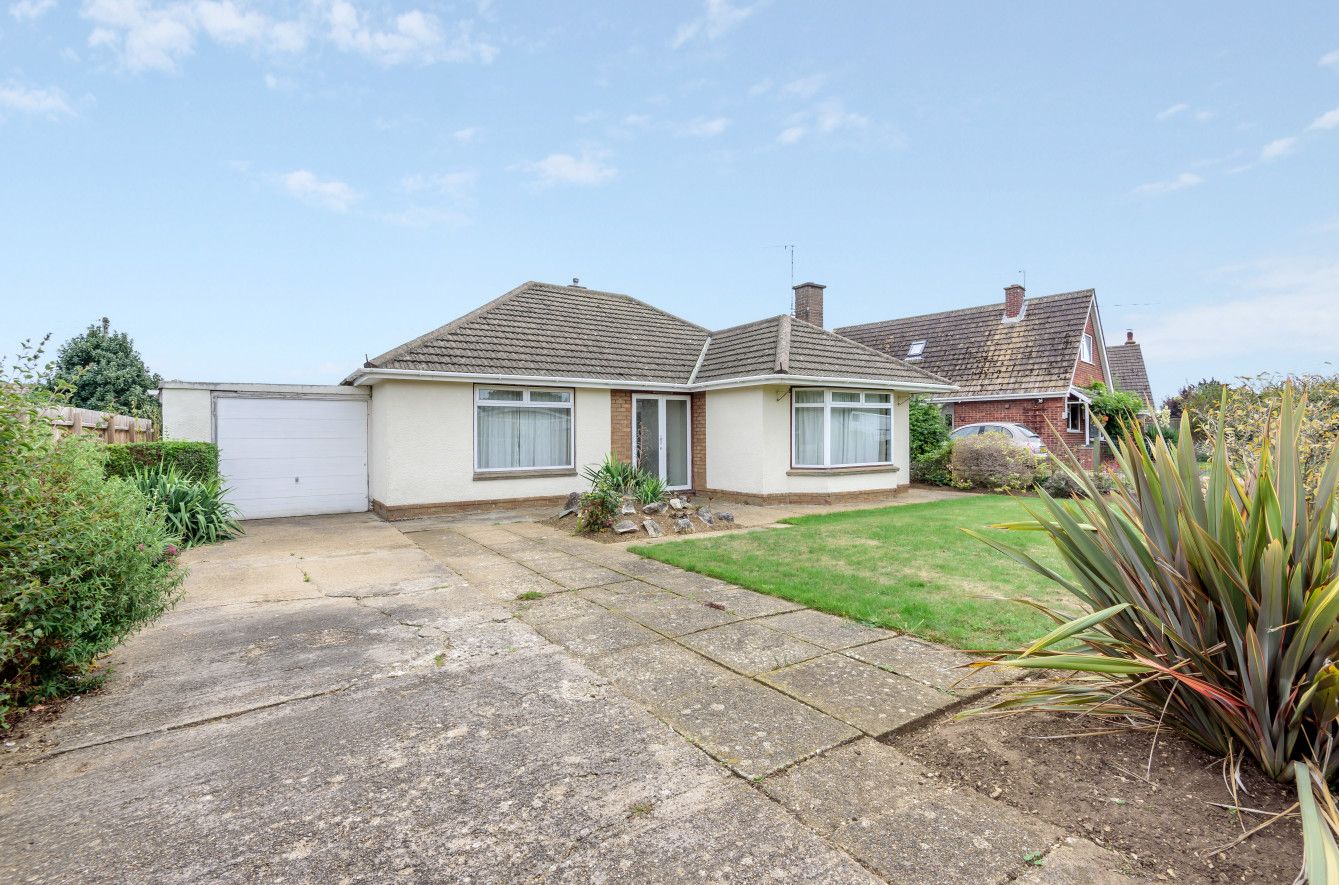 2 bed bungalow for sale in St Clements Road, Ruskington NG34 Zoopla