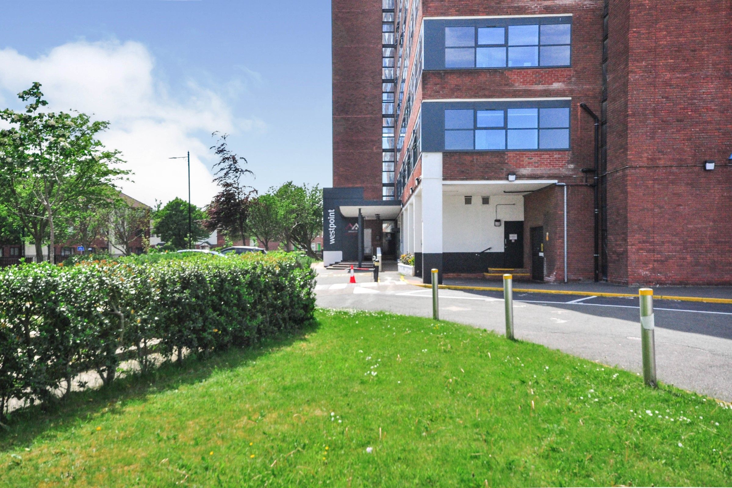 Studio for sale in West Point, 501 Chester Road, Old Trafford