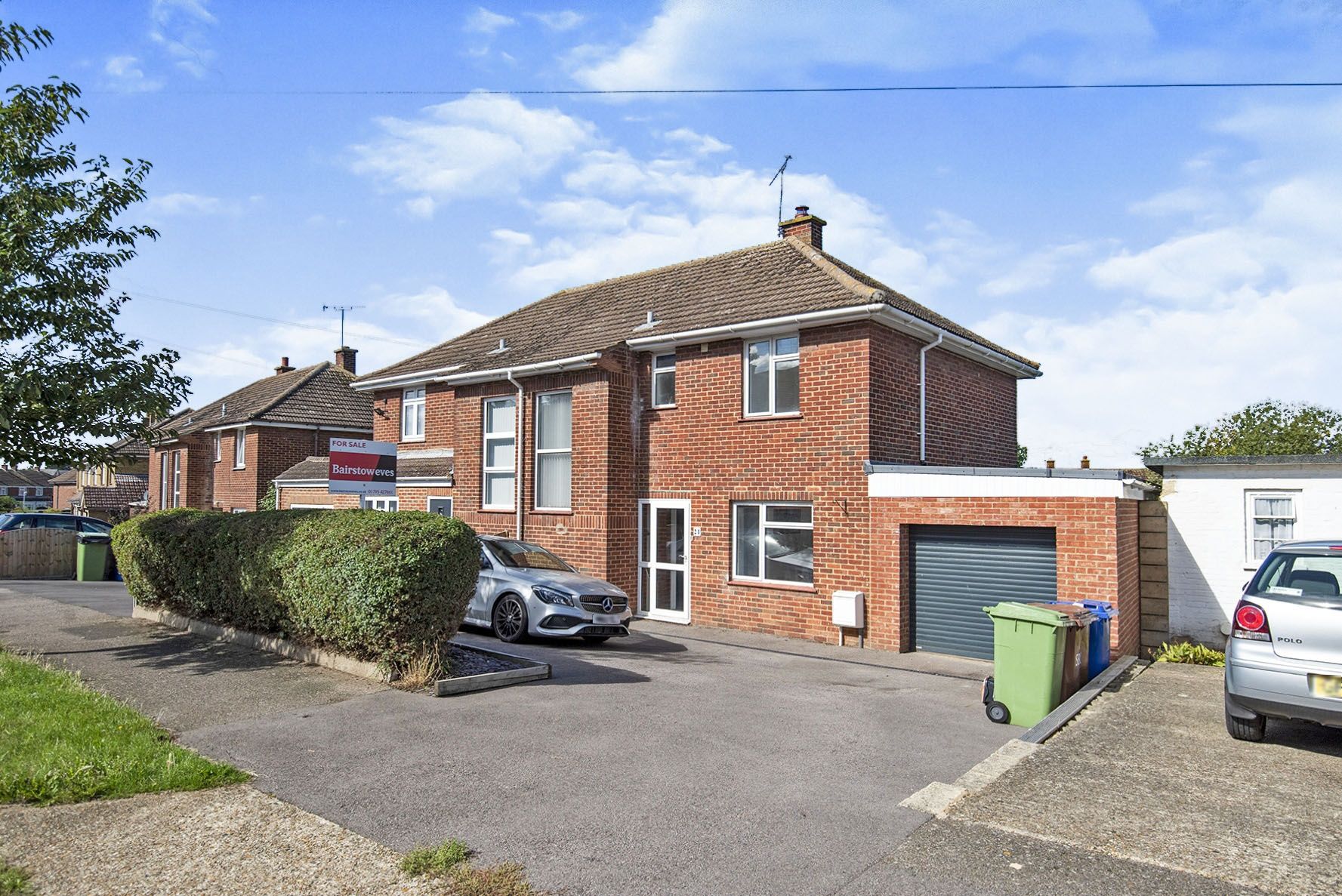 3 bed semidetached house for sale in Prince Charles Avenue