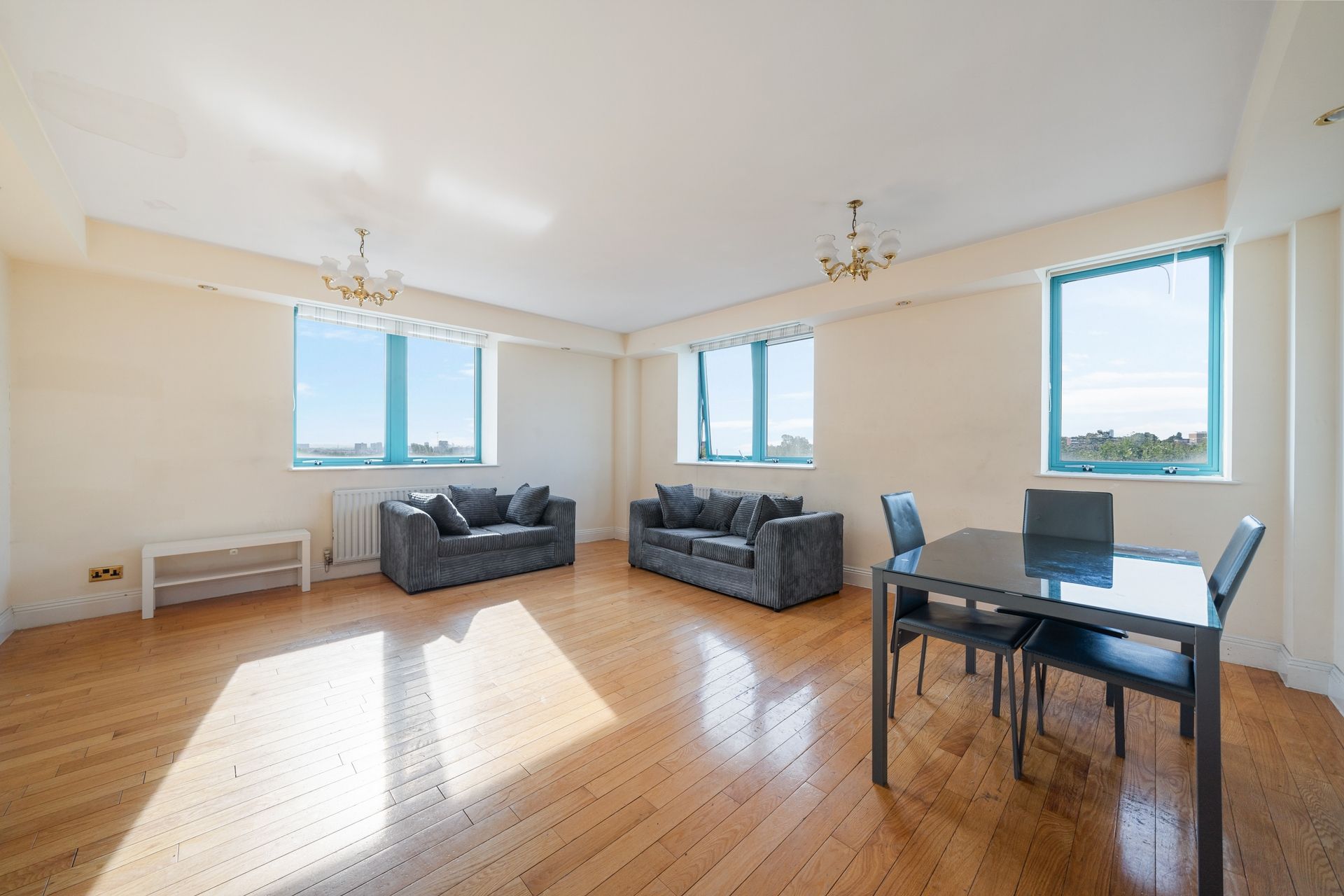 3 bed flat for sale in Jubilee Heights, Shoot-Up Hill, Kilburn NW2