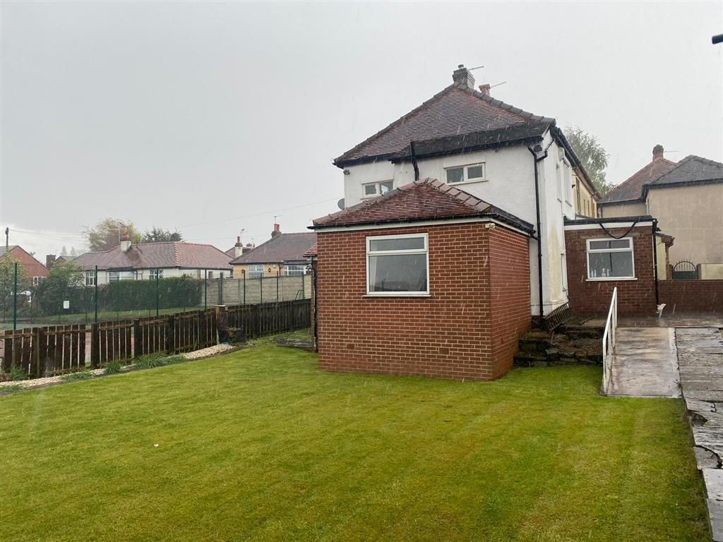 2 bed semidetached house for sale in The Crescent, Barnsley S75 Zoopla