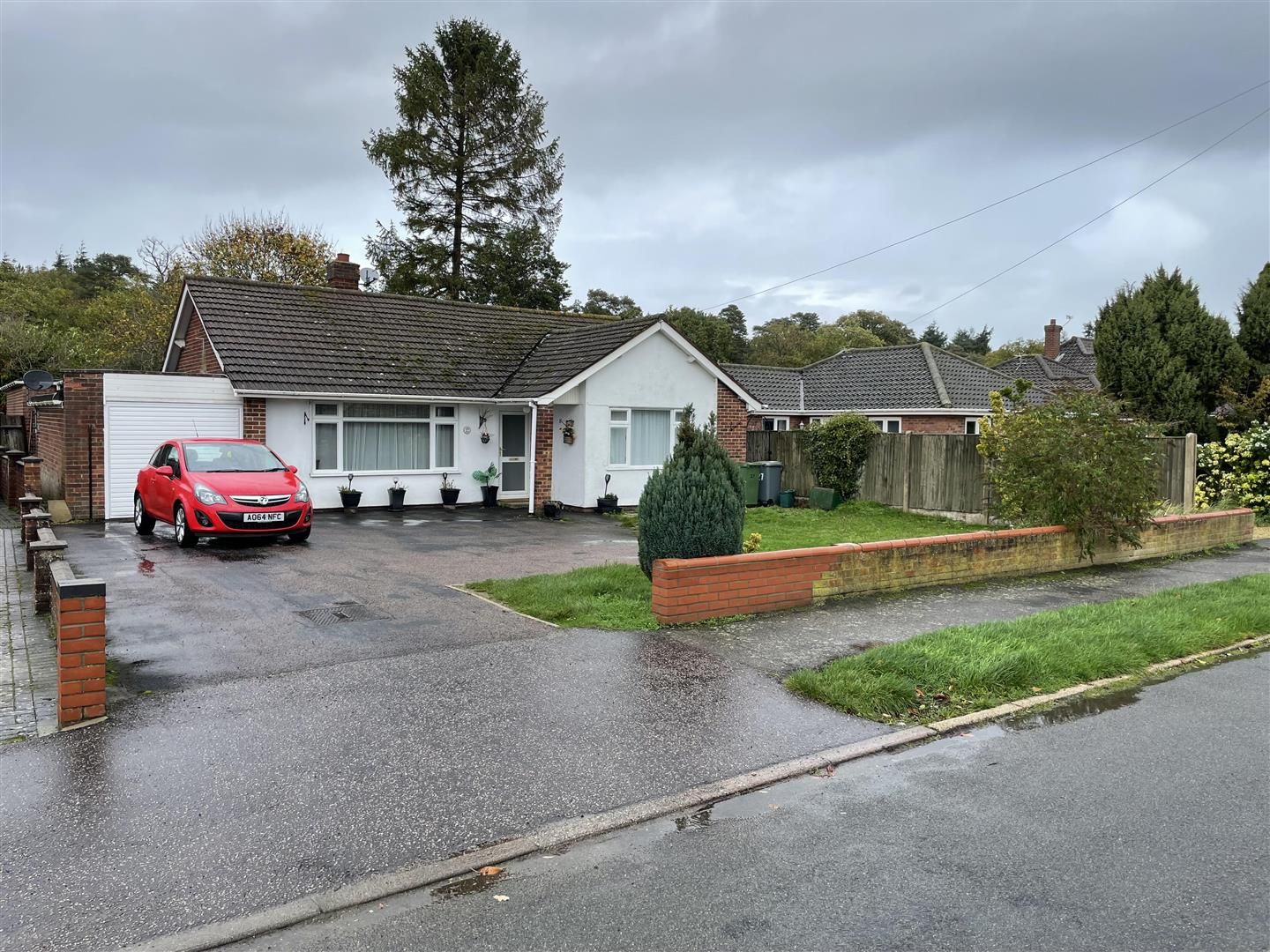 3 bed detached bungalow to rent in Breck Road, Sprowston, Norwich NR7