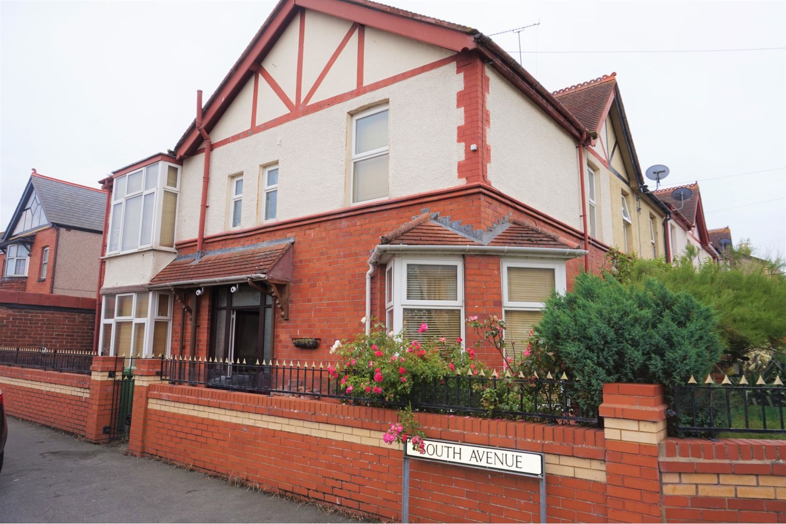 4 bed end terrace house for sale in South Avenue, Rhyl LL18 Zoopla