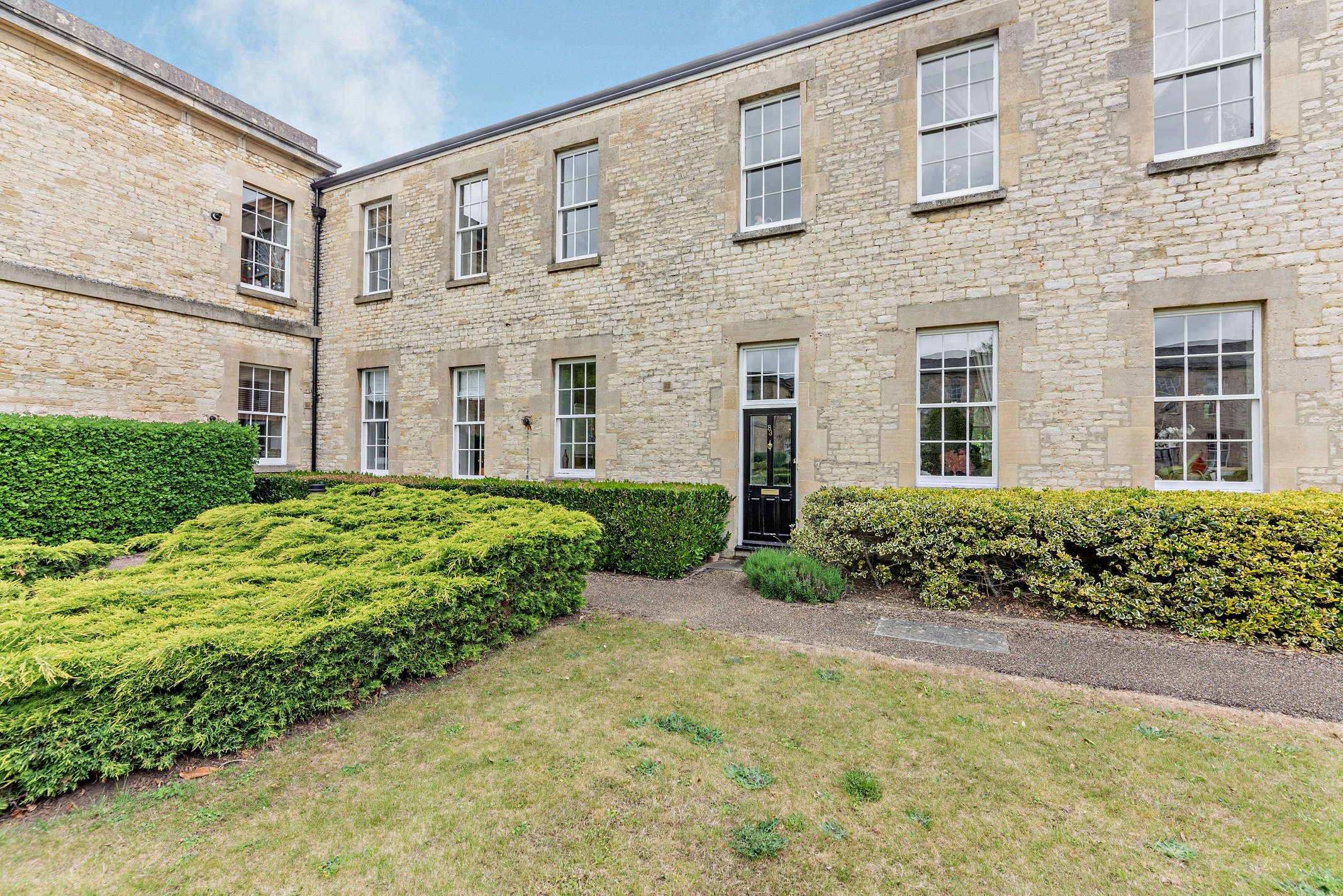 3 bed terraced house for sale in Mandelbrote Drive, Littlemore, Oxford