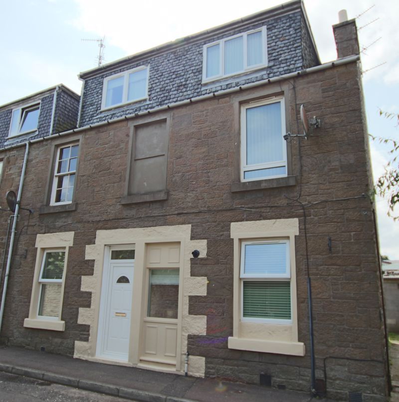 Muirton Road, Dundee DD2  