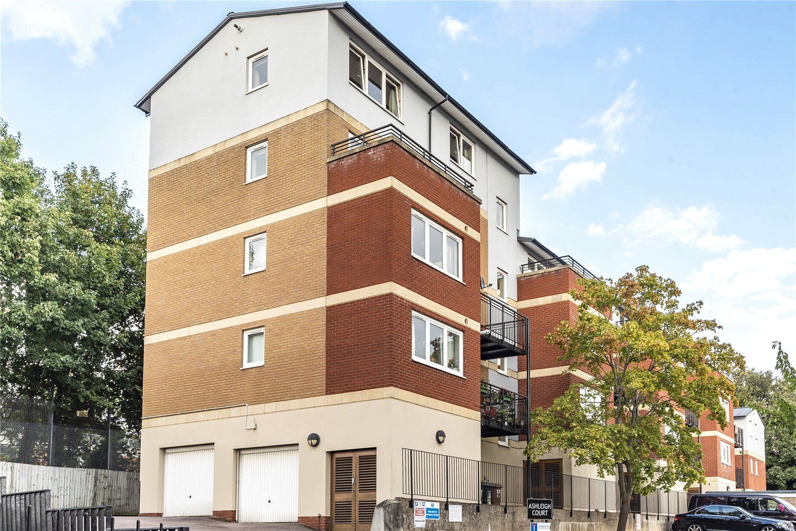 Penn Place, Solomons Hill, Rickmansworth, Hertfordshire WD3  