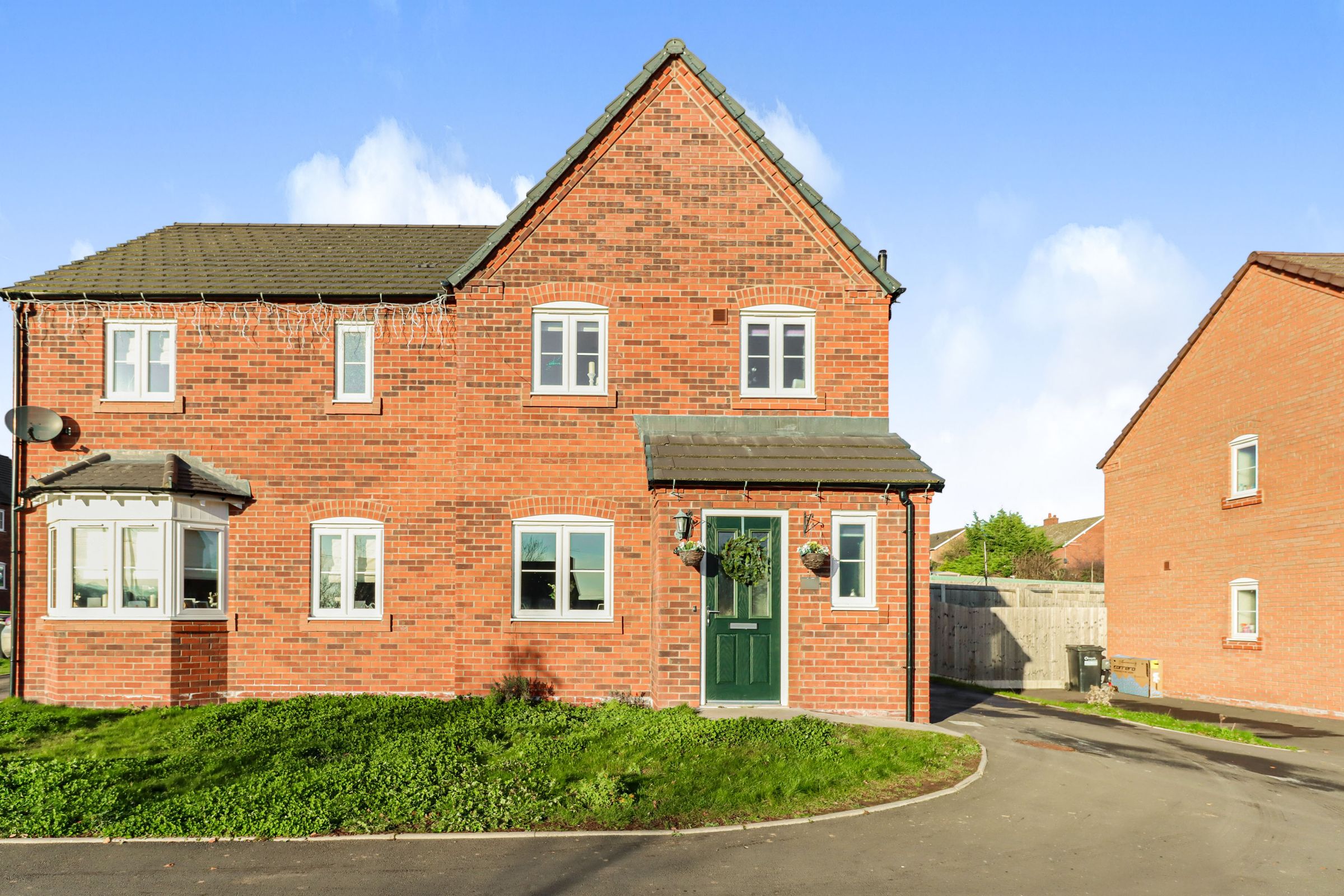3 bed semidetached house for sale in Atherton Rise, Shrewsbury SY5