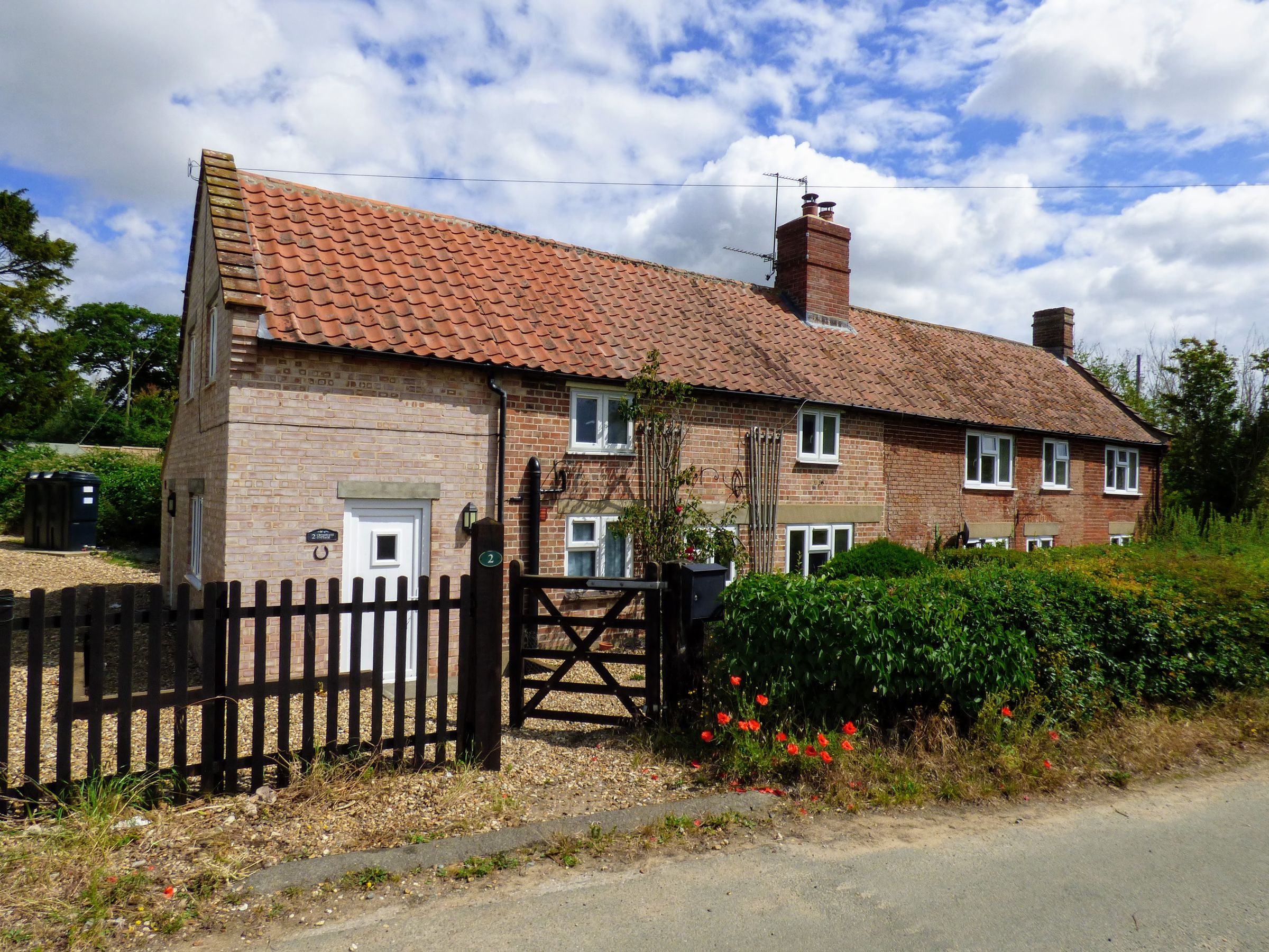 2 bed semidetached house for sale in Bakers Lane, Ditchingham, Bungay