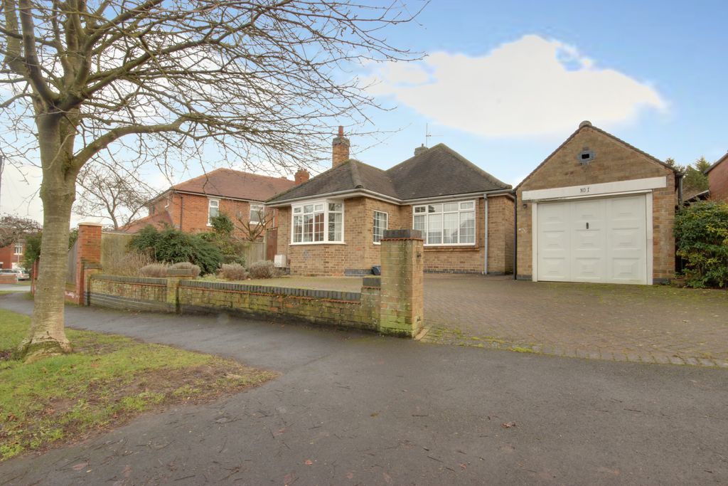 2 bed detached bungalow for sale in Thurstan Road, Beverley HU17 Zoopla