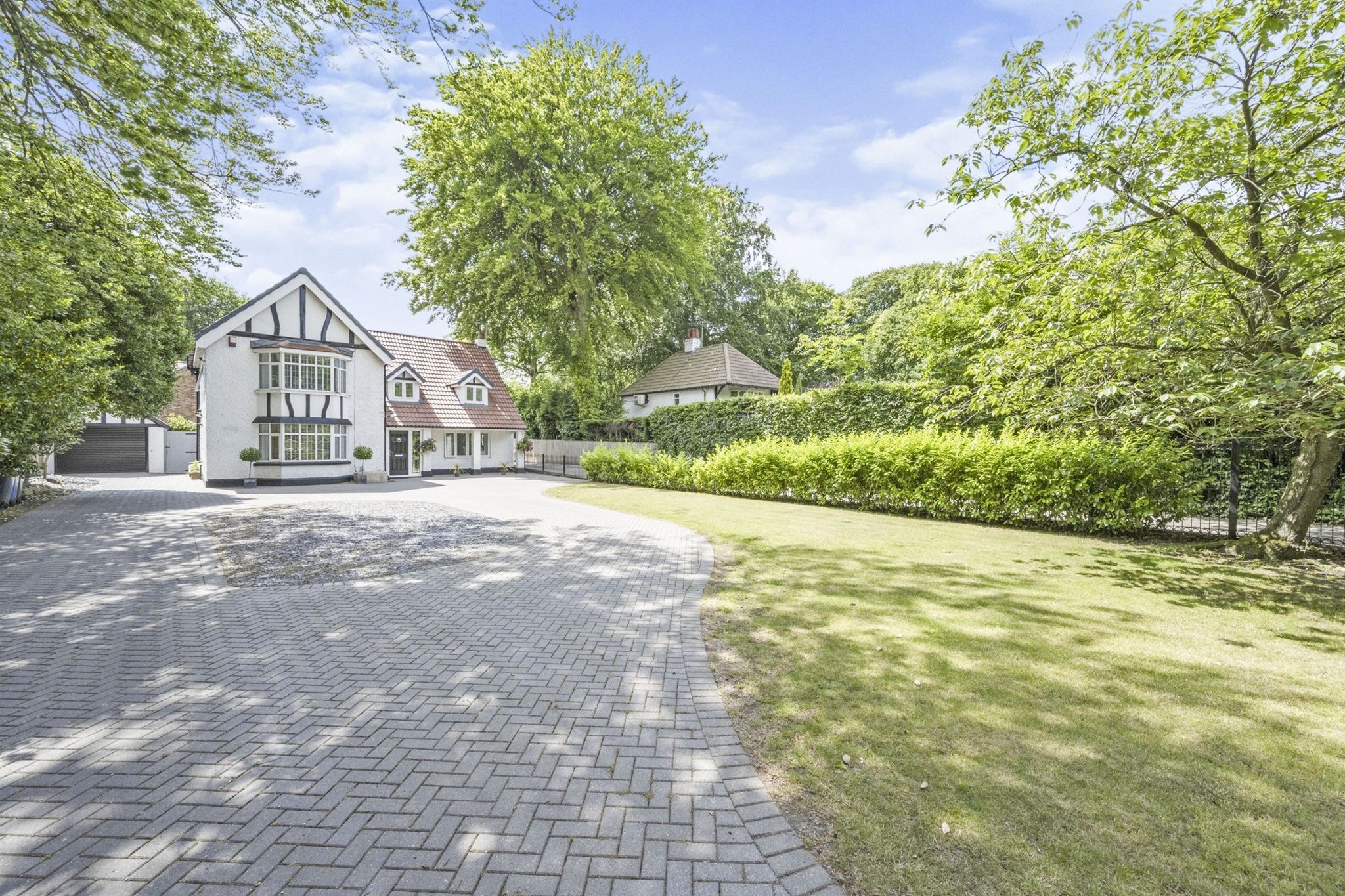 4 bed detached house for sale in Cantley Lane, Bessacarr, Doncaster DN4