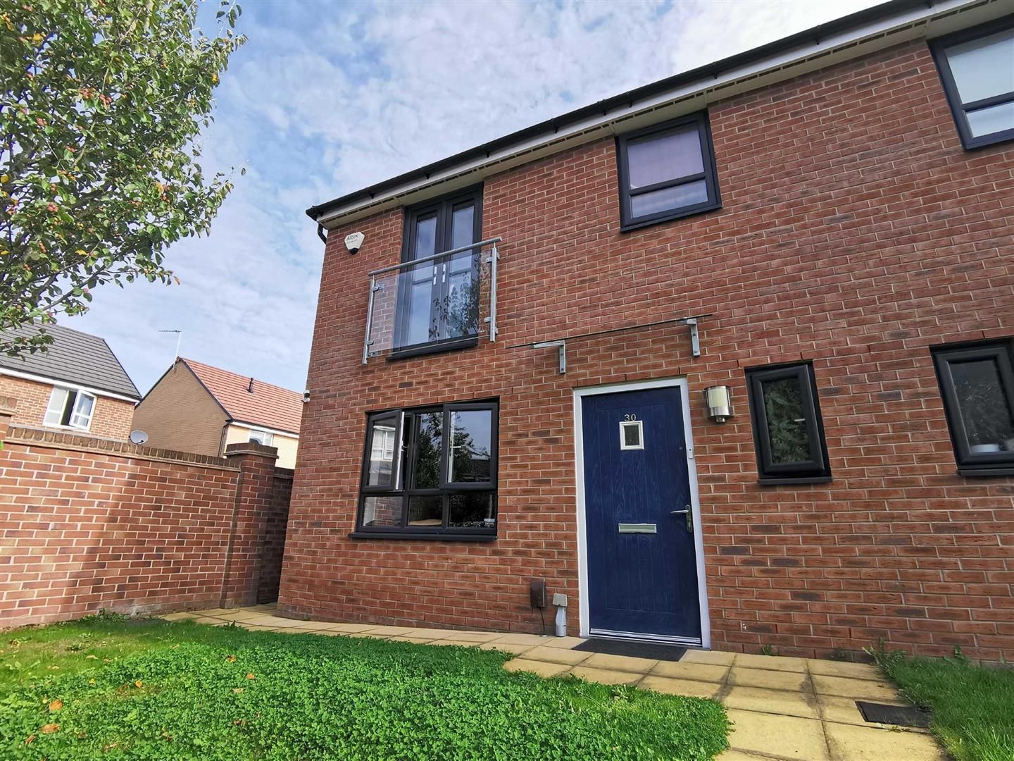 3 bed semidetached house for sale in River View Drive, Salford M7 Zoopla