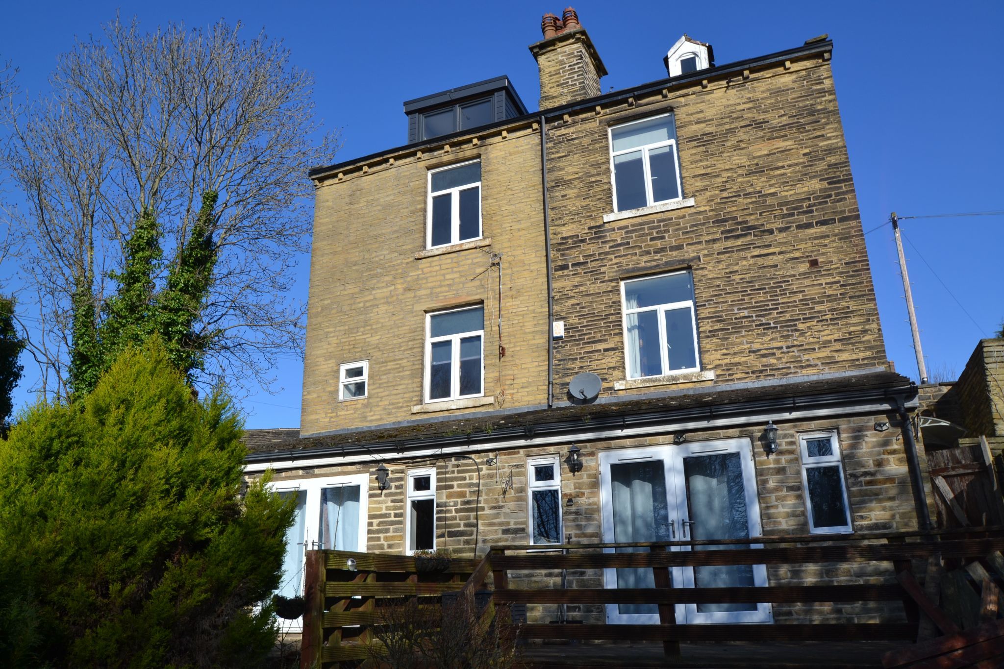3 bed terraced house for sale in Highfield Road, Idle, Bradford BD10