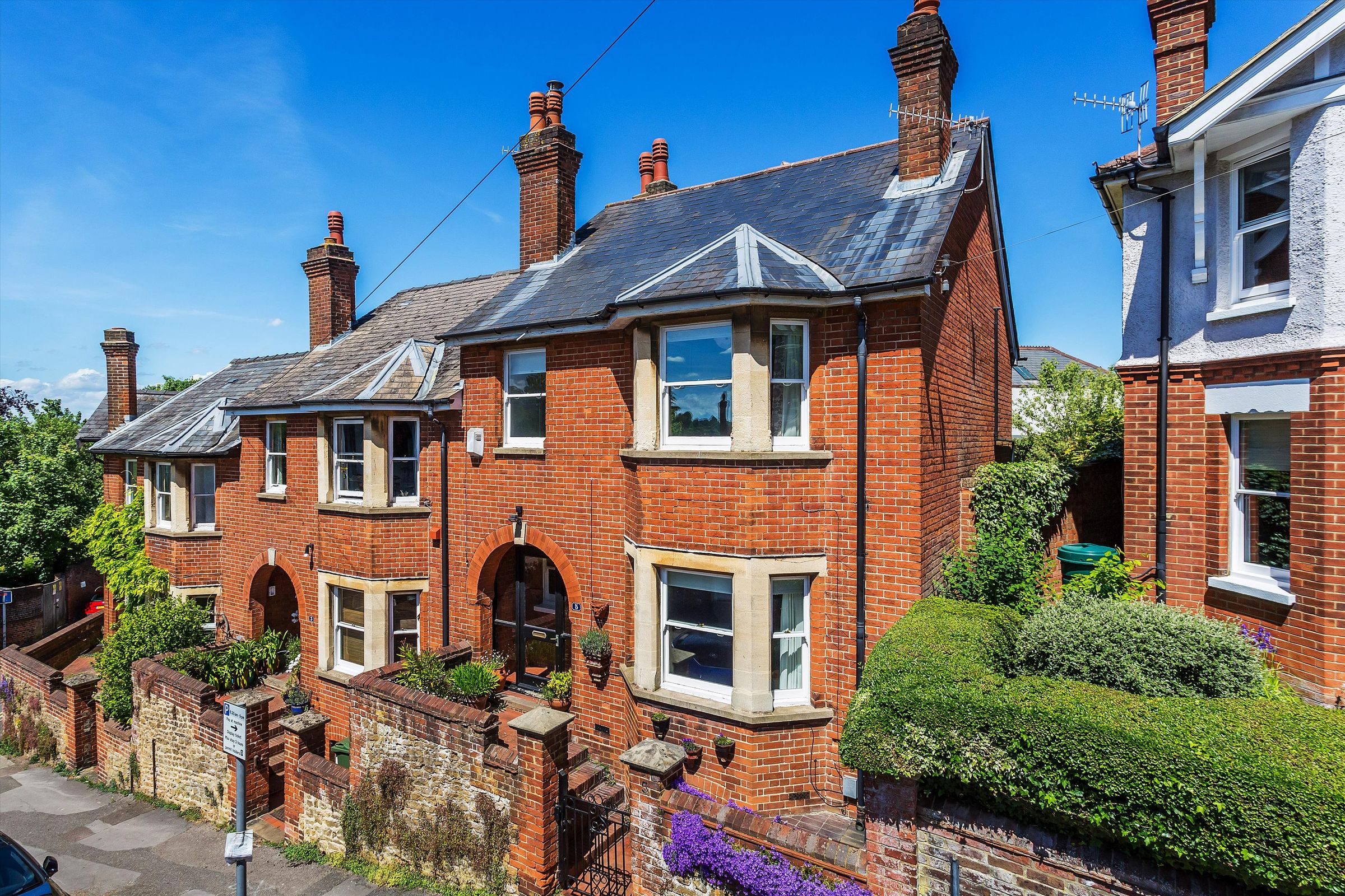 4 bed semidetached house for sale in Pewley Hill, Guildford, Surrey
