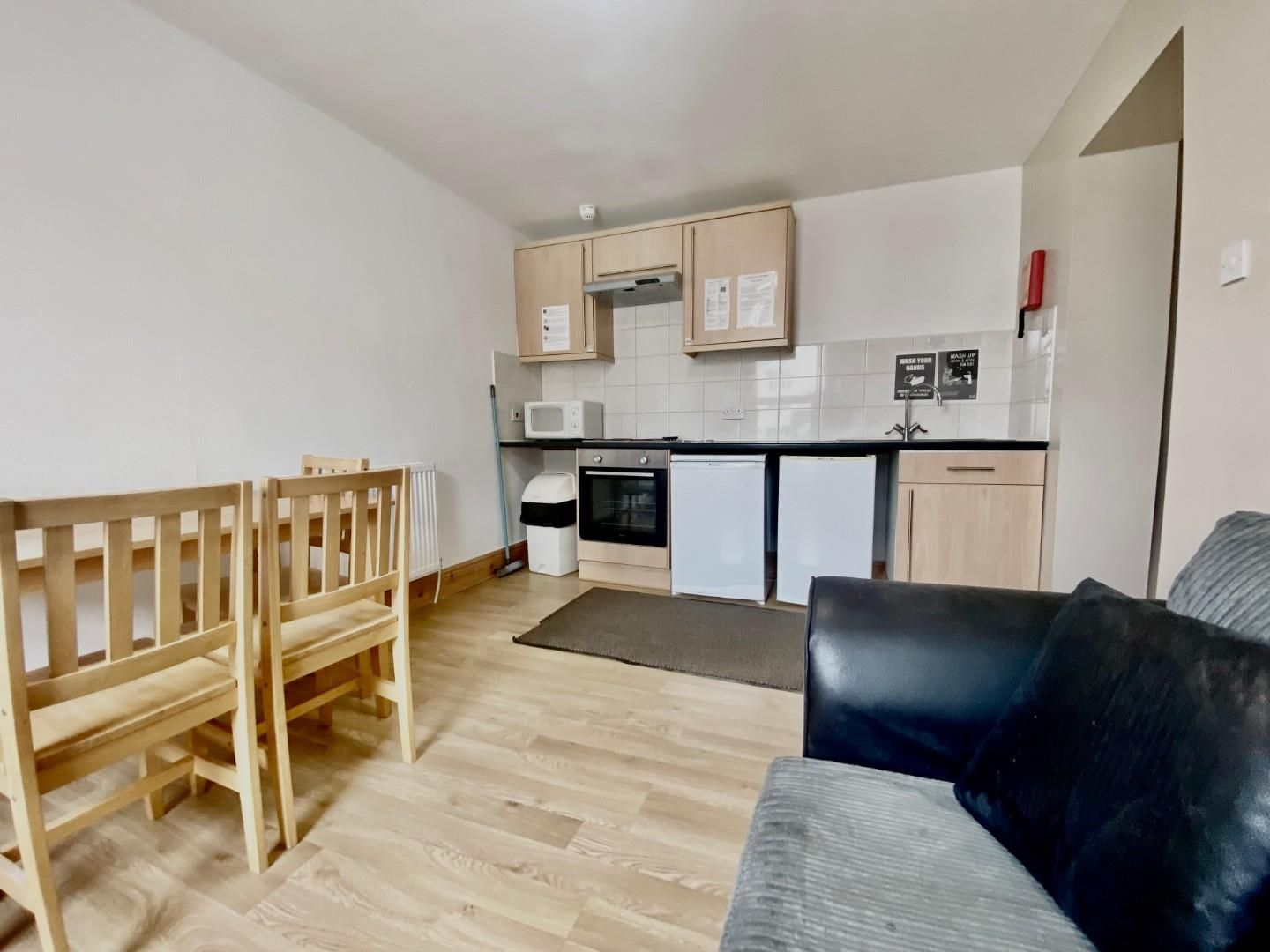 2 bed flat to rent in Sandringham Suites, Osborne Road, Southsea PO5