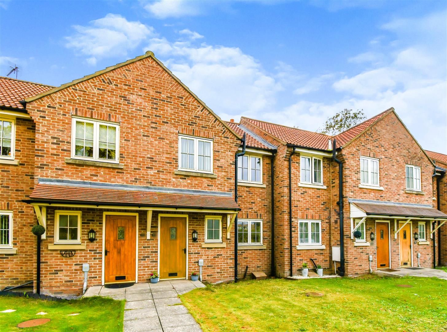 2 bed terraced house for sale in Church Lane, Wawne, Hull HU7 Zoopla