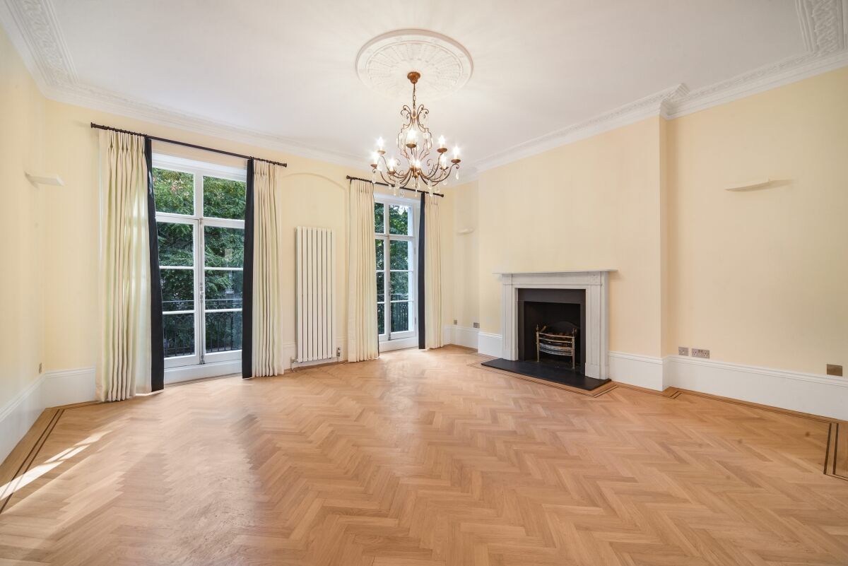 5 bed terraced house to rent in Brompton Square, London SW3 Zoopla