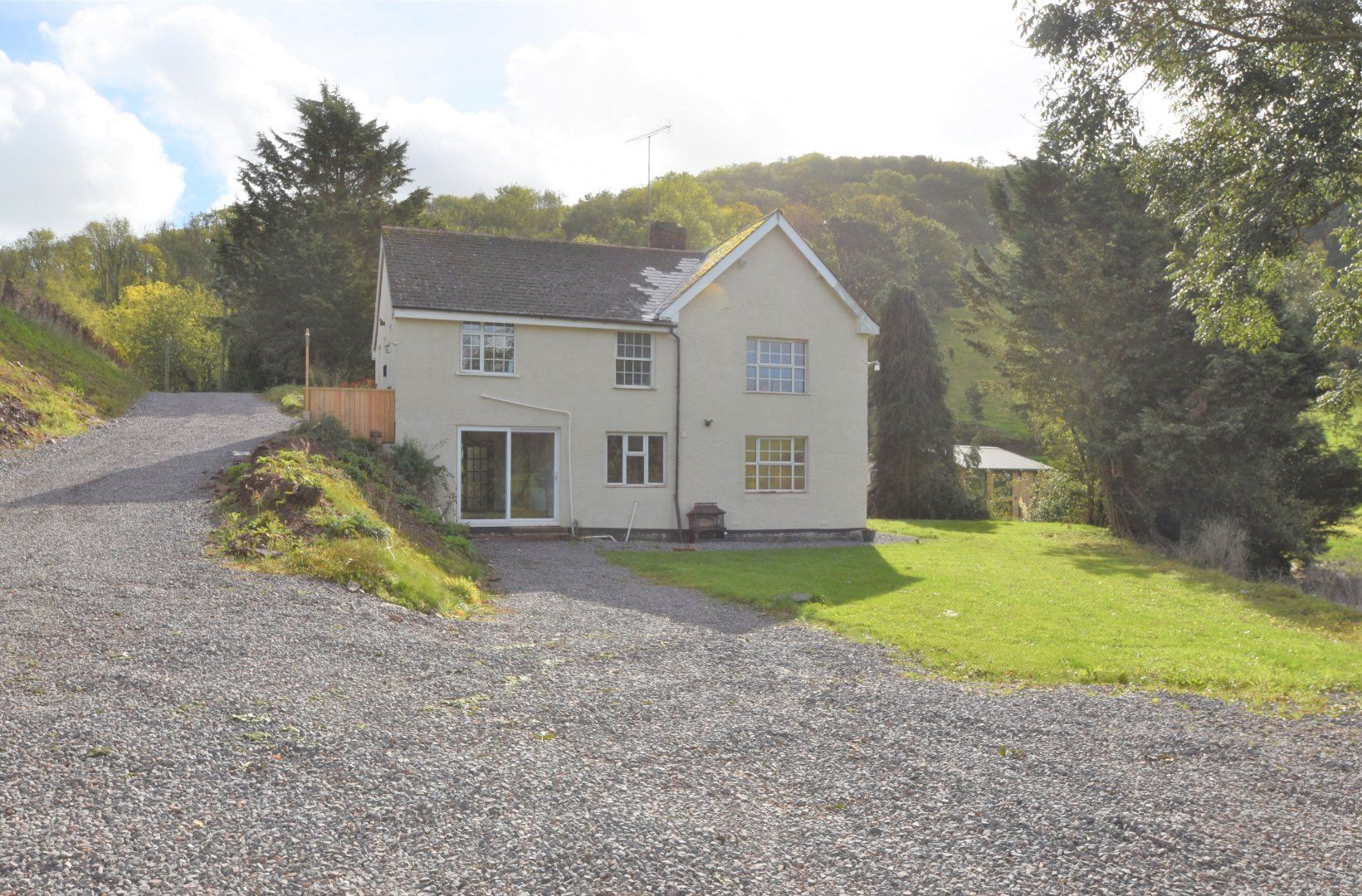 2 bed flat to rent in Bickleigh, Tiverton, Devon EX16 Zoopla