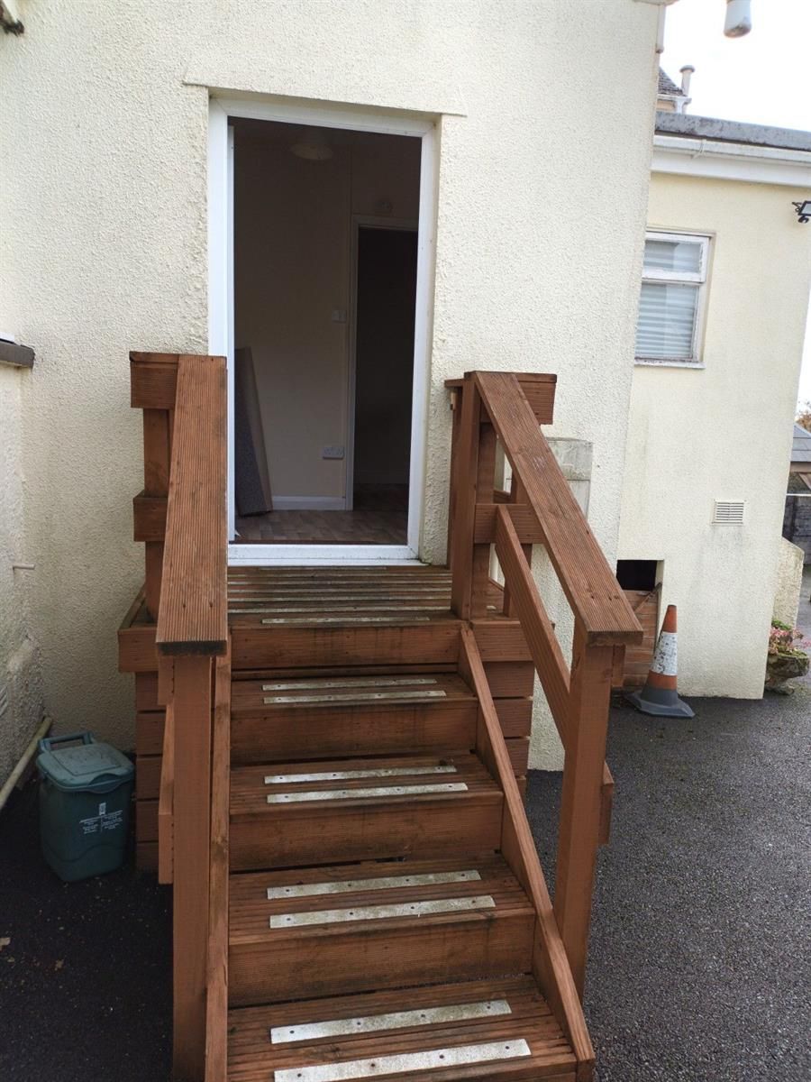 2 bed semidetached house to rent in Station Road, Kilgetty