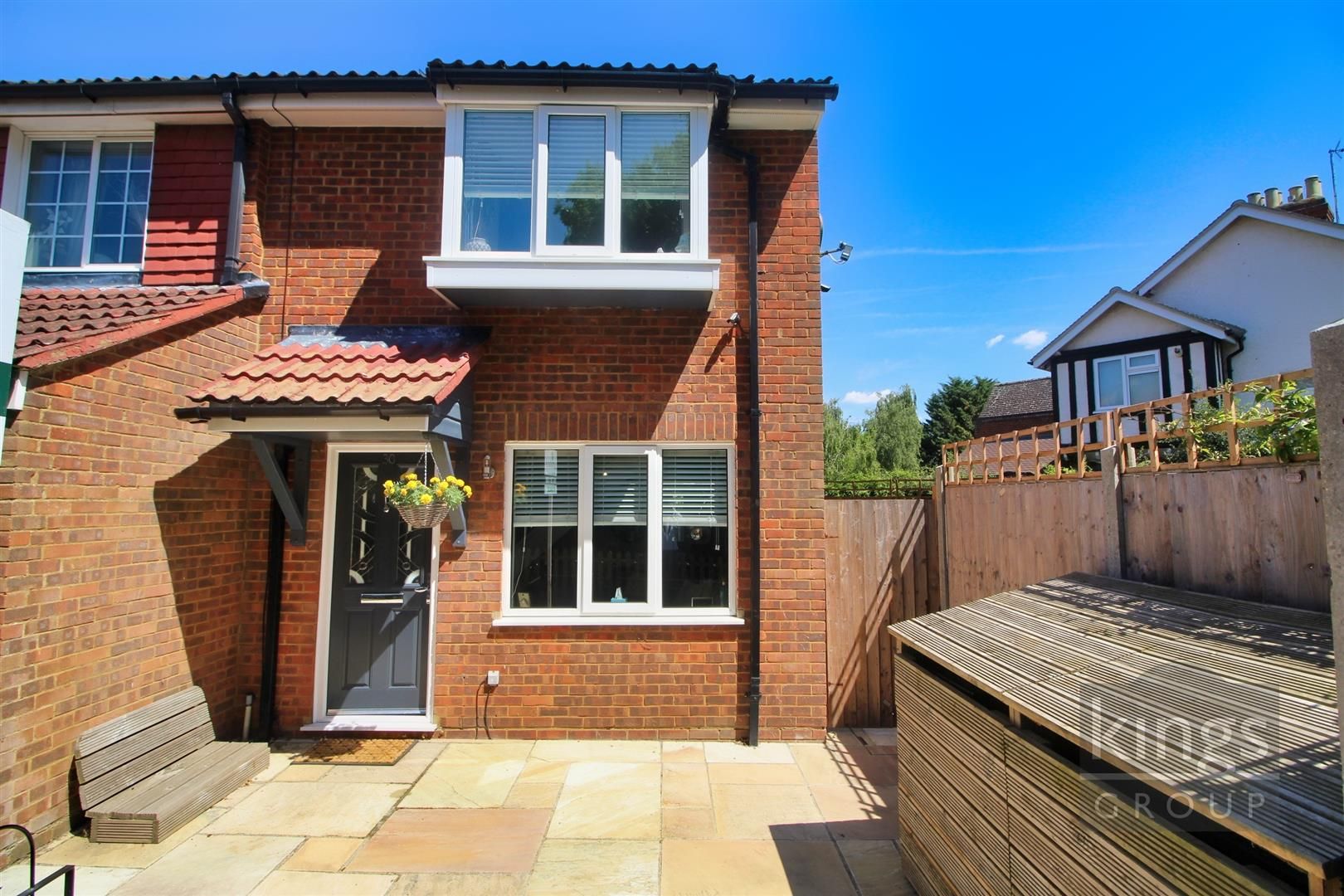 2 bed end terrace house for sale in Cranleigh Close, Cheshunt, Waltham