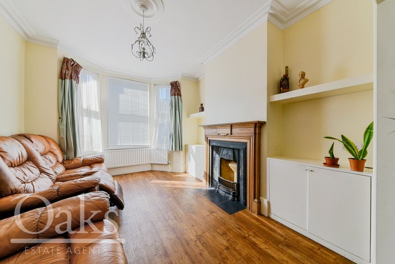 5 bed terraced house for sale in Kynaston Road, Thornton Heath CR7 Zoopla