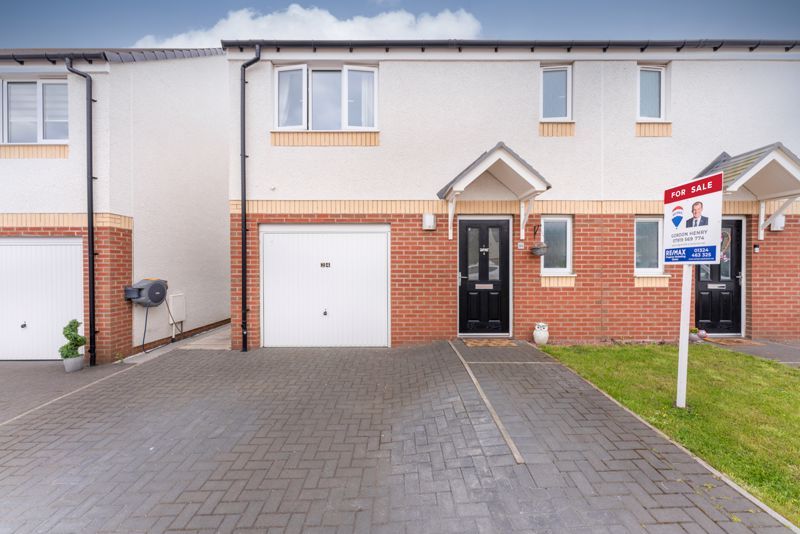 3 bed semidetached house for sale in Almondwood Crescent, Maddiston
