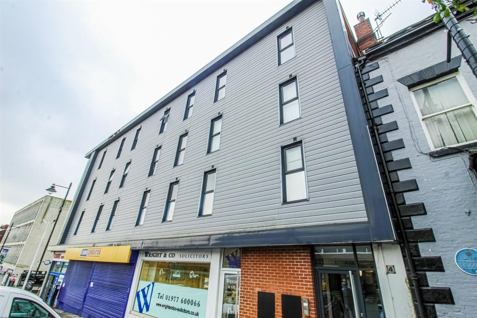 1 bed flat for sale in Micklegate House, Horsefair, Pontefract WF8 Zoopla