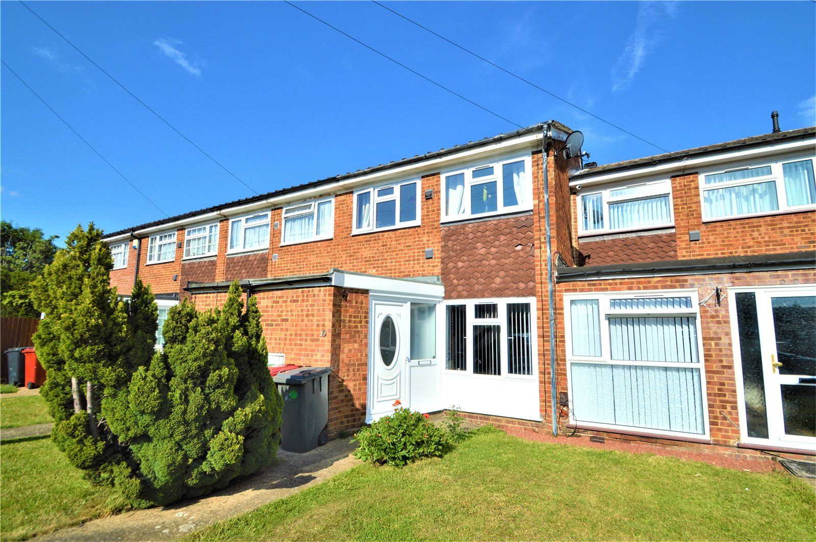 3 bed terraced house for sale in Pepys Close, Langley, Berkshire SL3 Zoopla