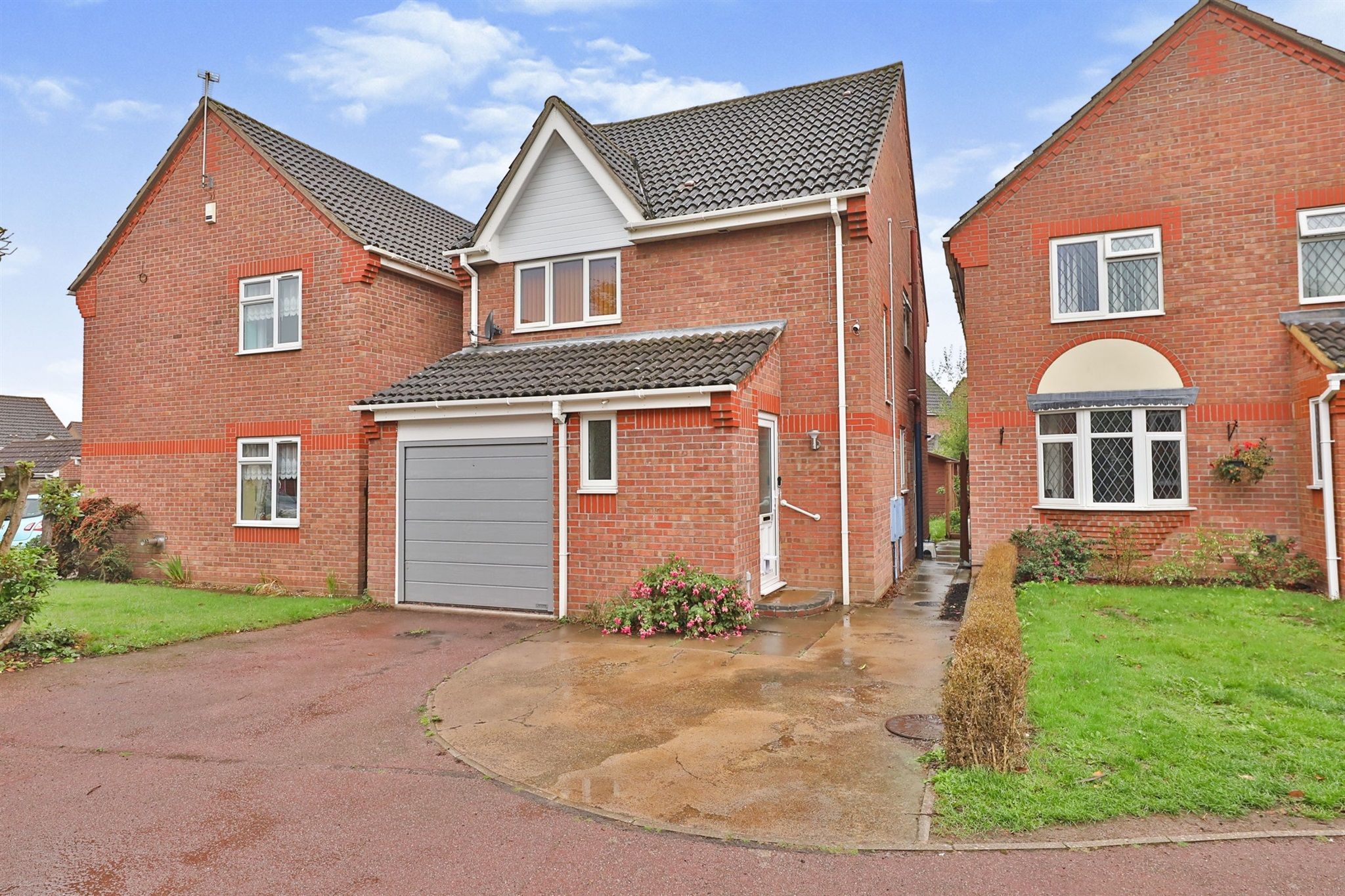3 bed detached house for sale in St. Marys Grove, Sprowston, Norwich