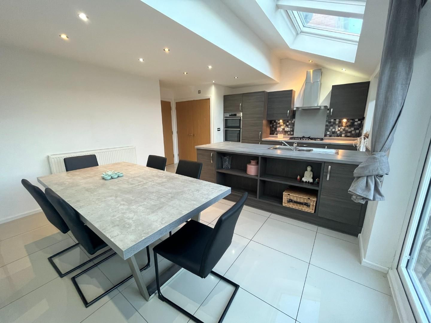 4 bed property to rent in Mallow Drive, Salford M7 Zoopla