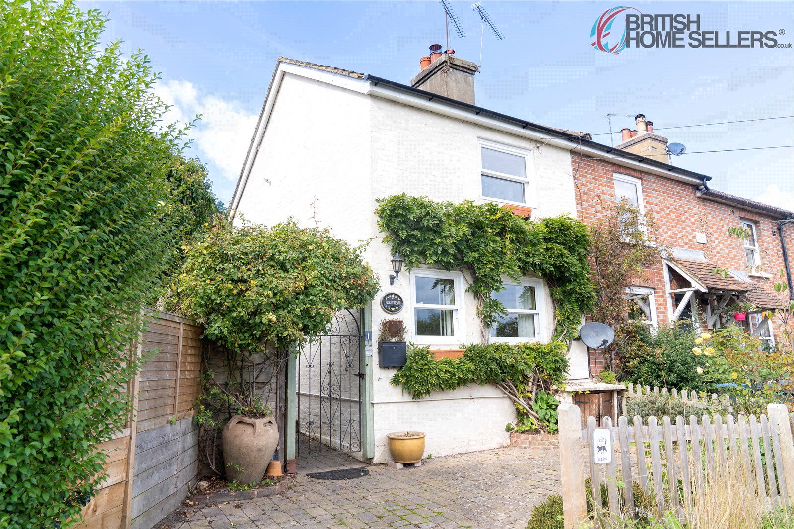 2 bed end terrace house for sale in Ivy Dene Lane, Ashurst Wood, East