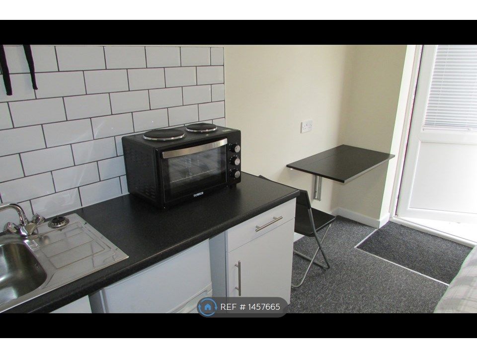 Studio to rent in Harefield Road, Coventry CV2 Zoopla